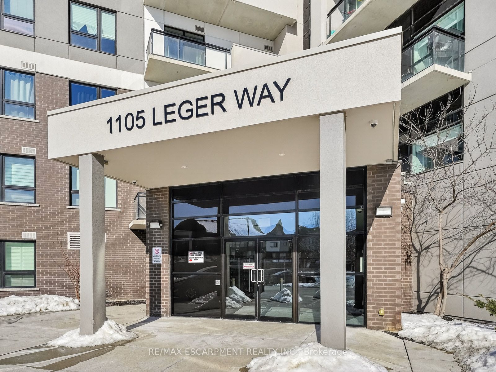 1105 LEGER Way 631, Milton, ON L9E 1K7 photo 2