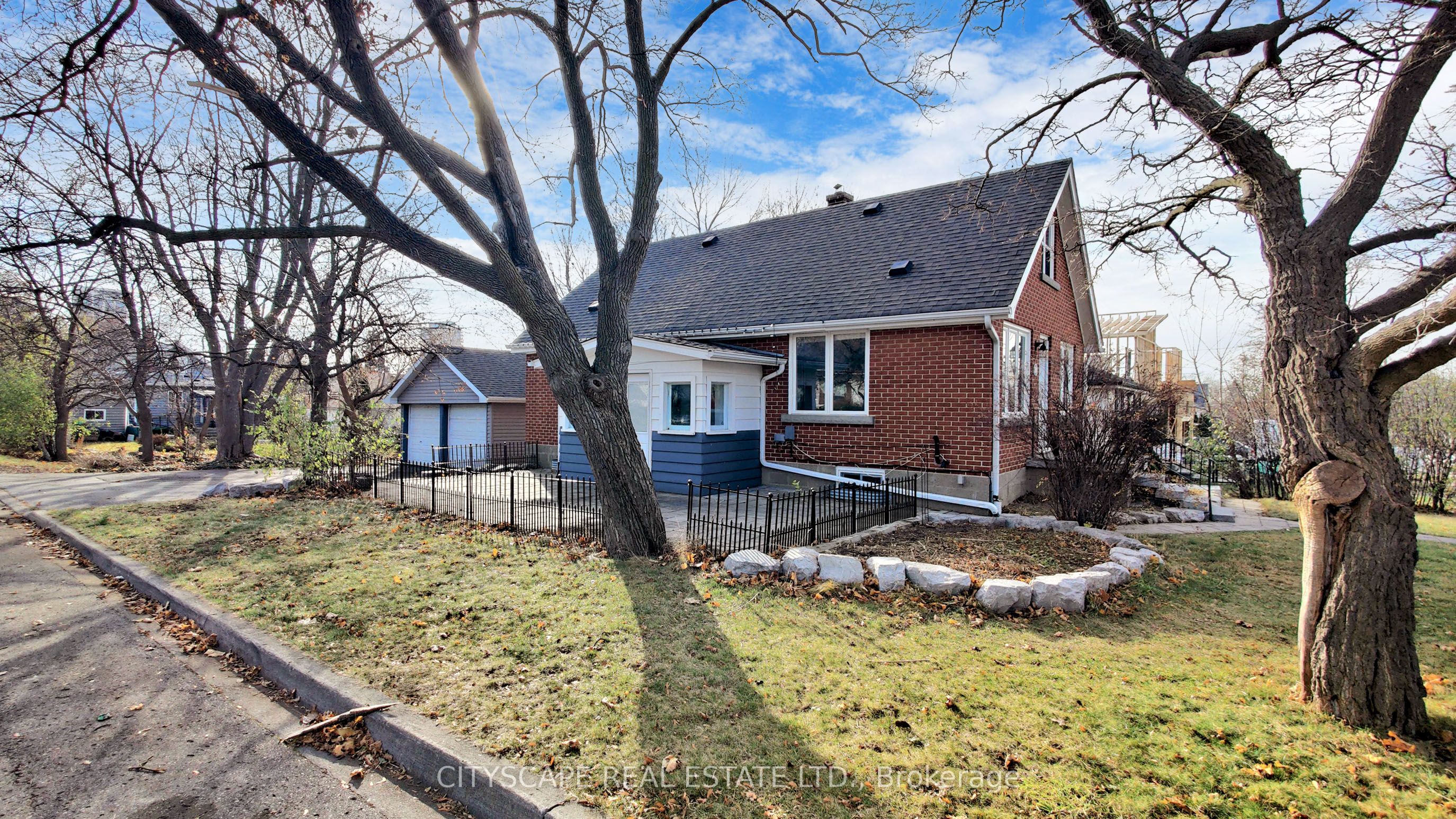 39 Woodward Avenue, Brampton, ON L6V 1K2 photo 3