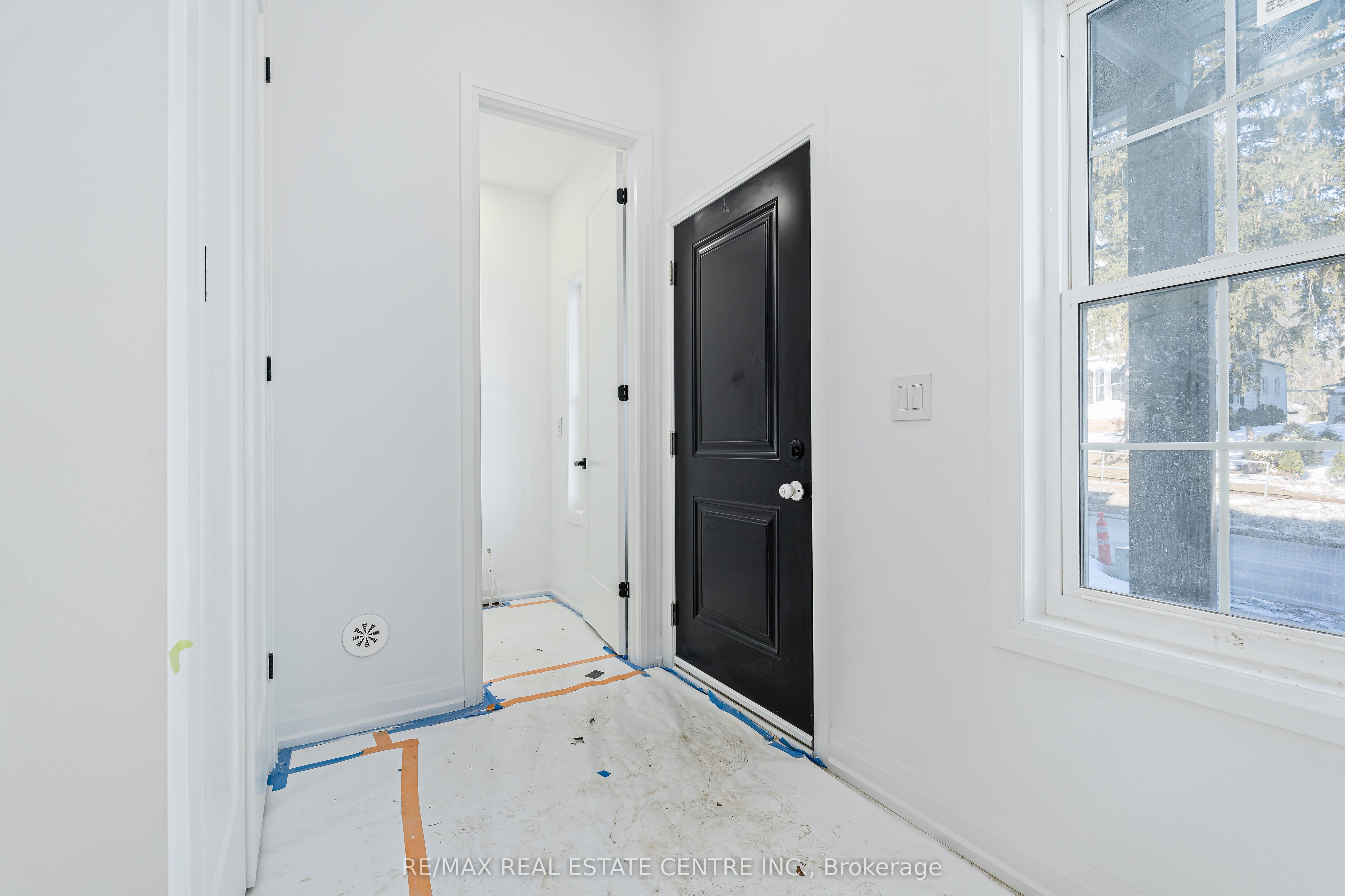 19 James Street, Halton Hills, ON L7G 2H2 photo 5