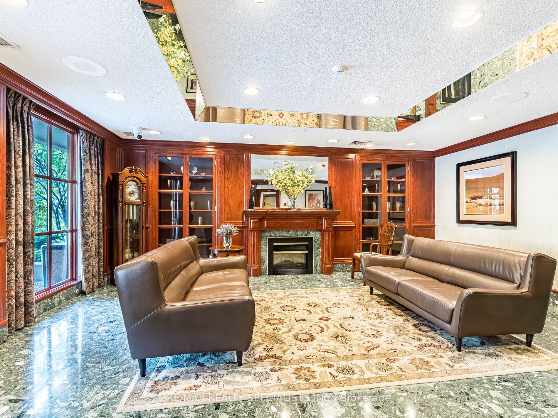 880 Dundas Street W 1002, Mississauga, ON L5C 4H3 photo 4