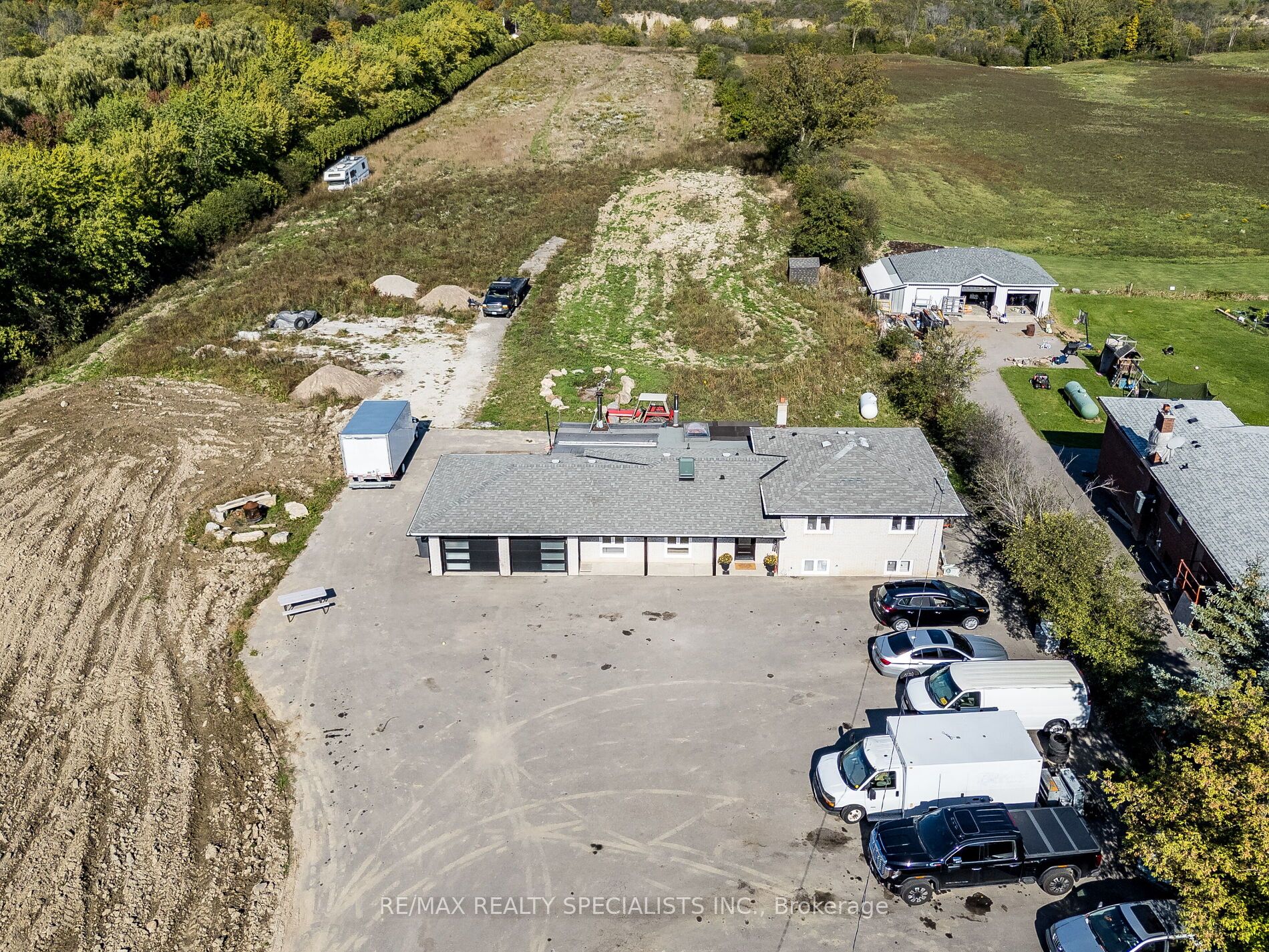 13207 Centreville Creek Drive, Caledon, ON L7C 3B8 photo 2