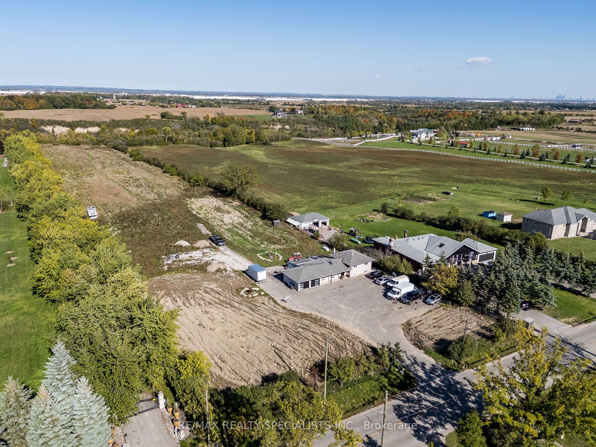 13207 Centreville Creek Drive, Caledon, ON L7C 3B8 photo 3