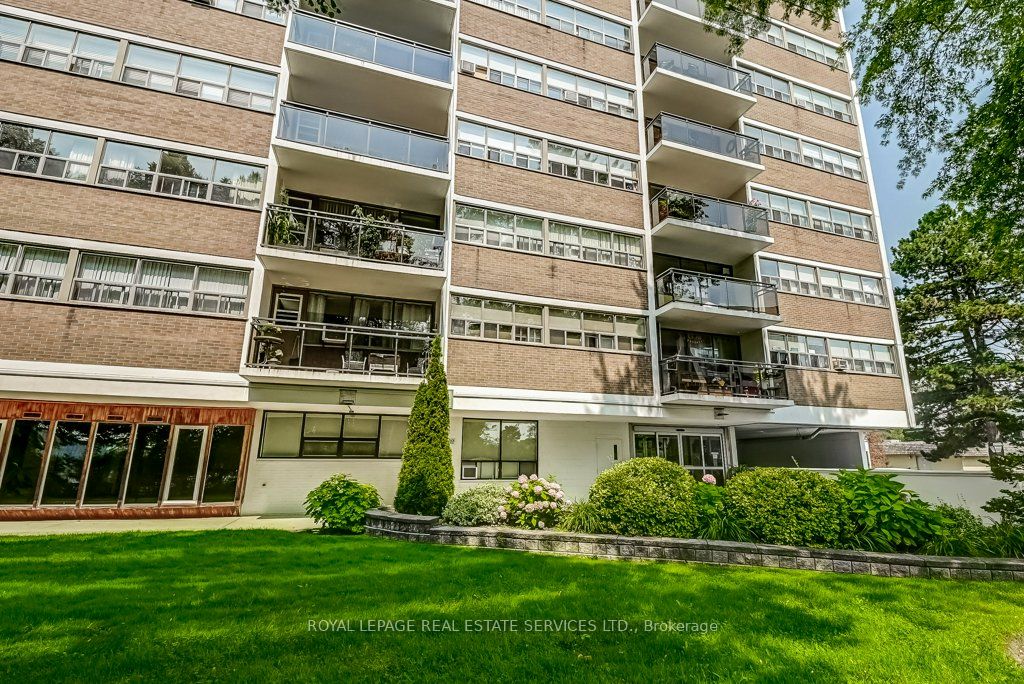 212 Kerr Street 601, Oakville, ON L6K 3B1 photo 5