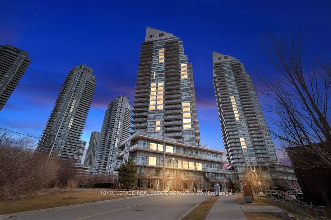 15 Legion Road 904, Toronto, ON M8V 0A9 photo 5