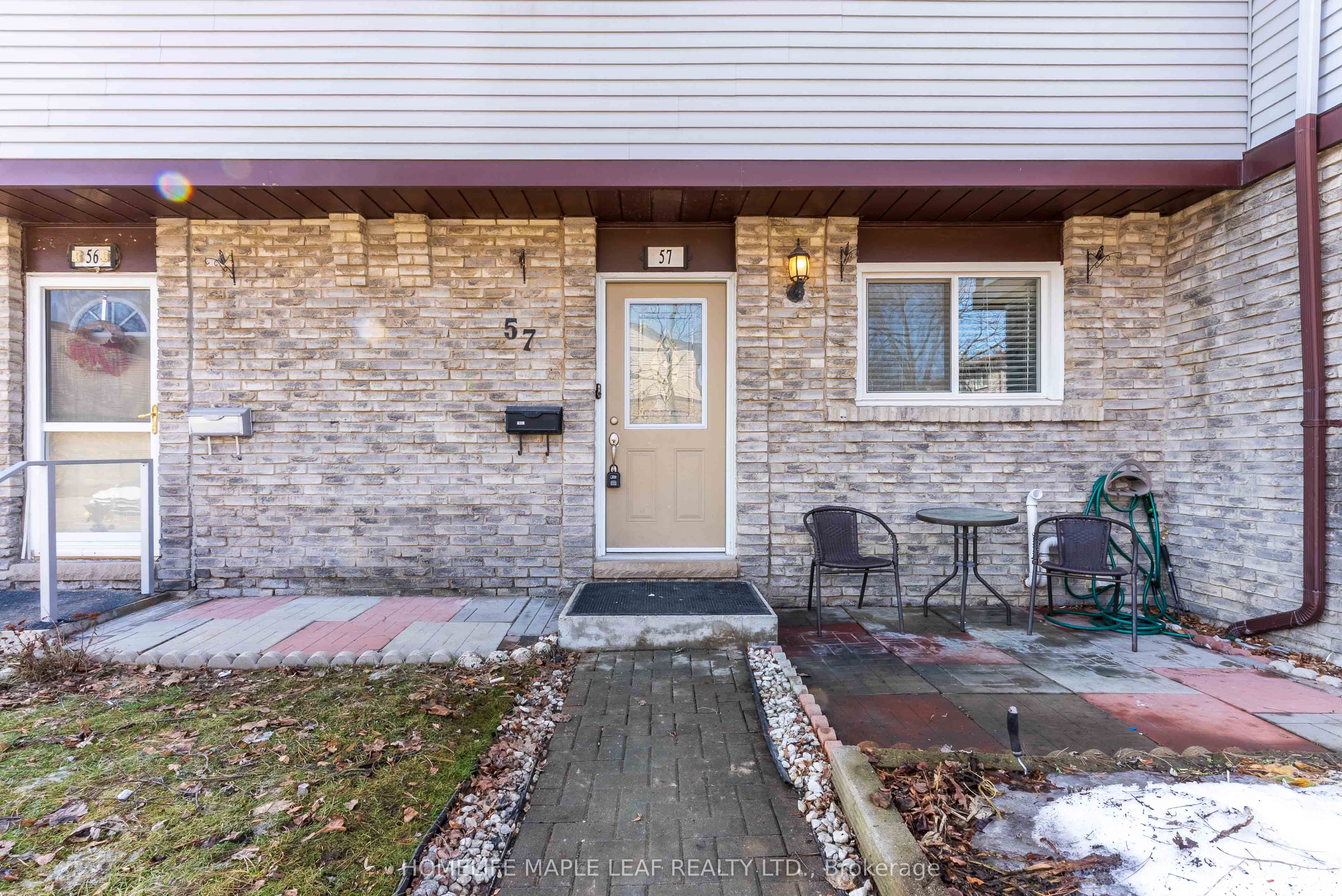 45 Hansen Road N 57, Brampton, ON L6V 3C5 photo 2