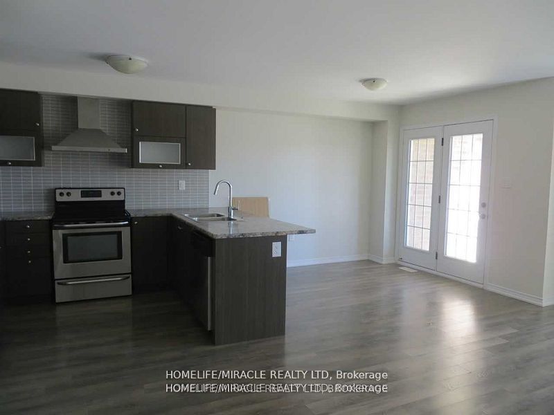 142 Golden Springs Drive, Brampton, ON L7A 0C7 photo 2