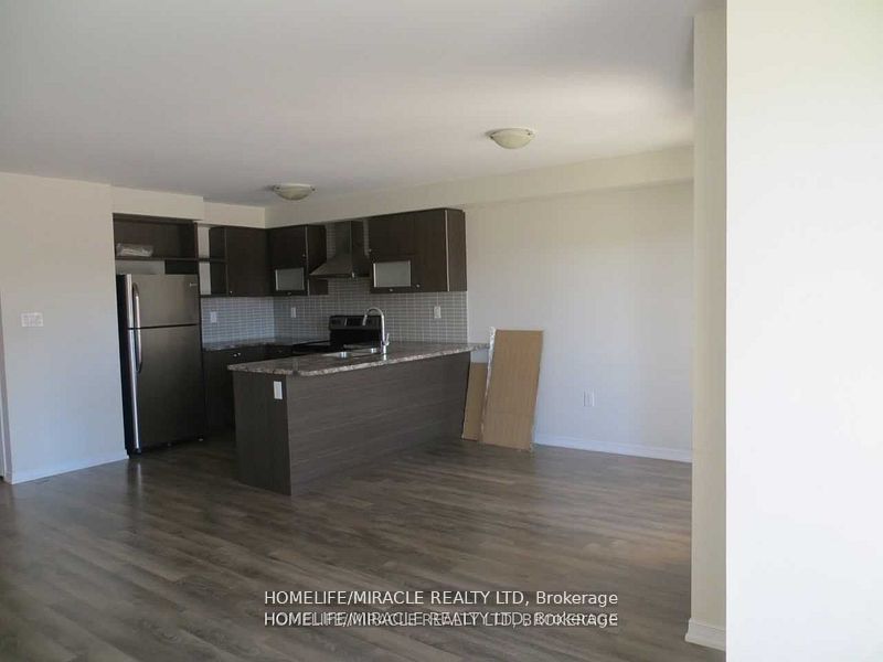 142 Golden Springs Drive, Brampton, ON L7A 0C7 photo 3