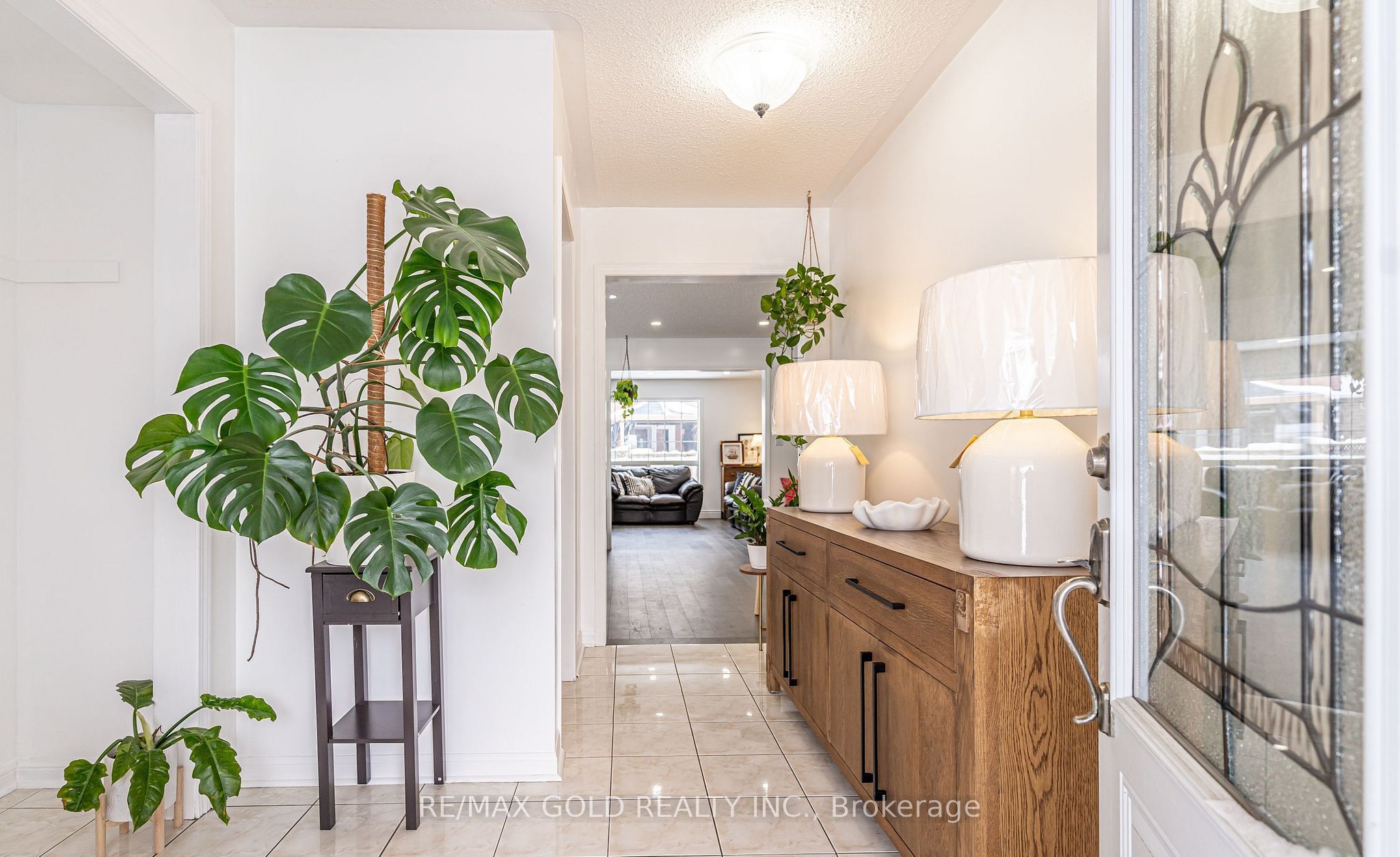 2 Zimmer Street, Brampton, ON L6S 6L3 photo 5