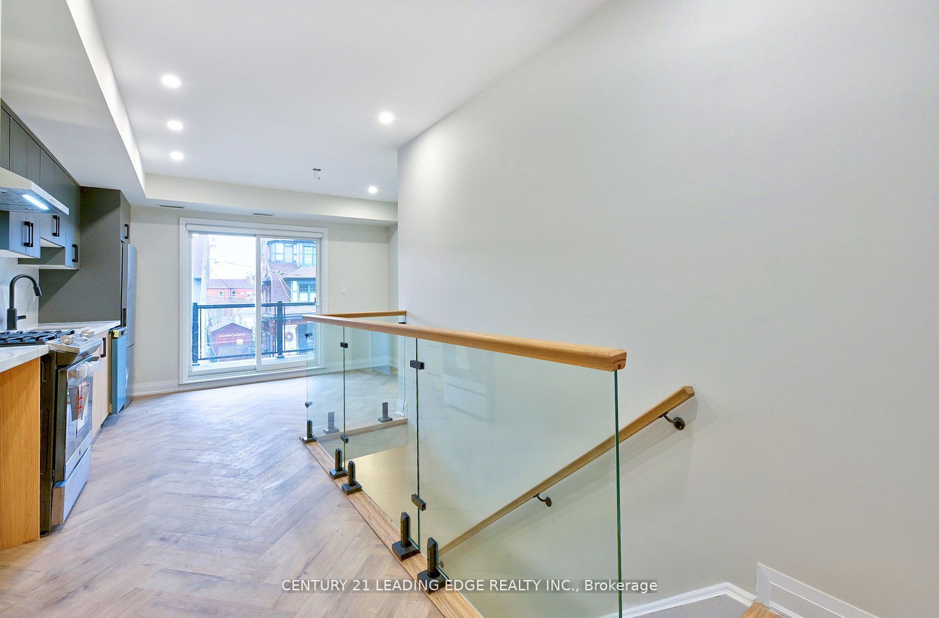 53 Boon Avenue Unit #2, Toronto, ON M6E 3Z2 photo 3