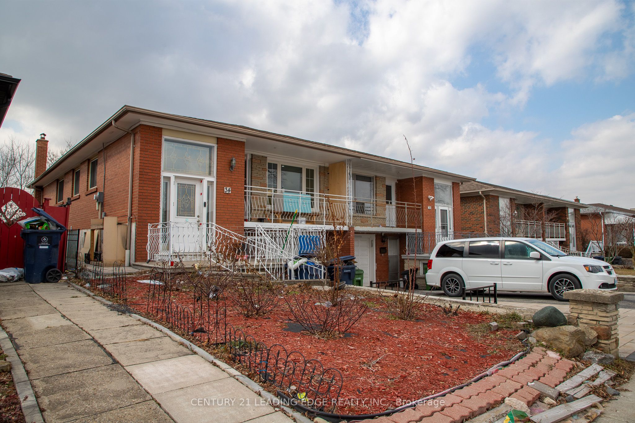 34 Petiole Road, Toronto, ON M3N 2B4 photo 3