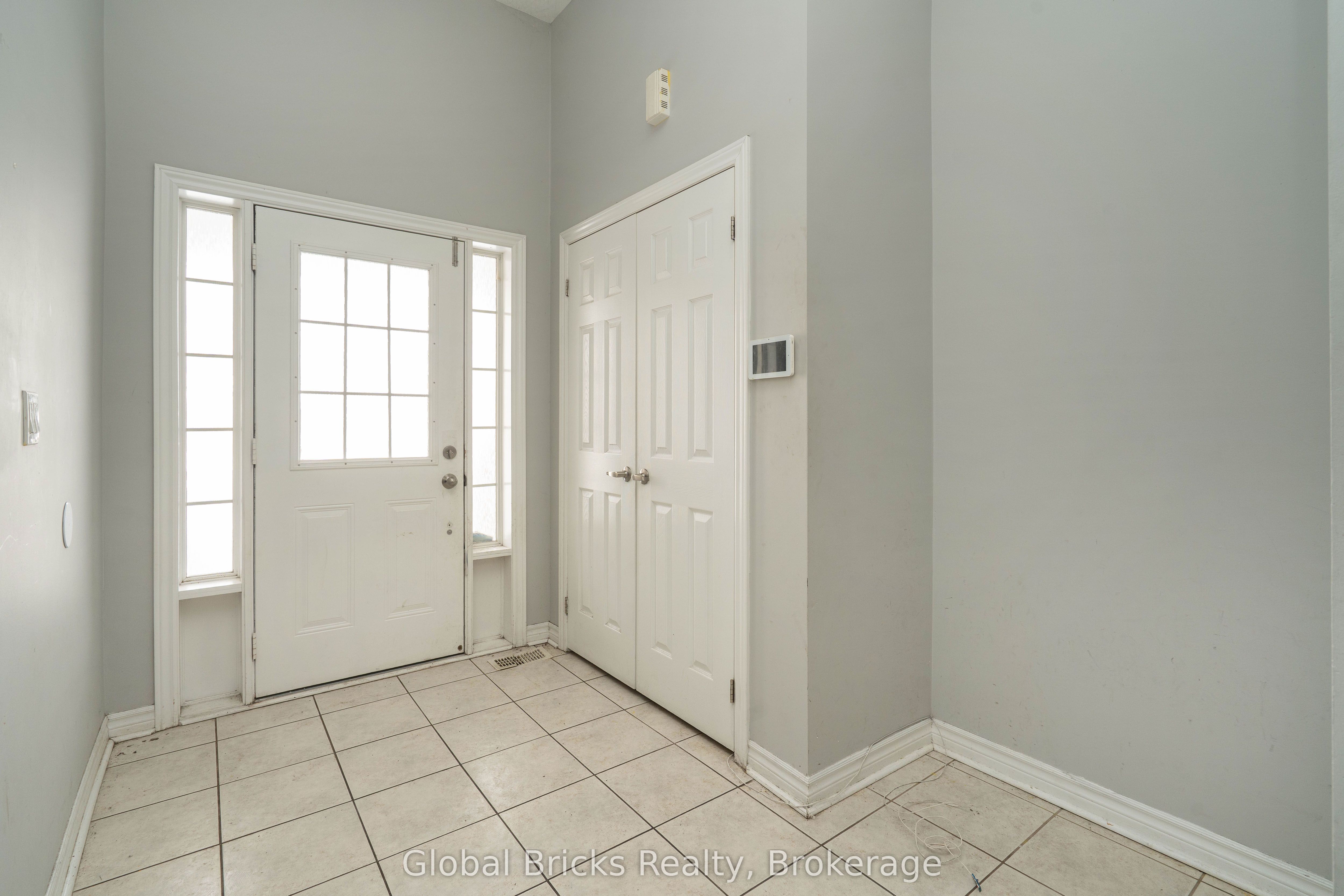 10 Dillon Drive, Brampton, ON L6X 3B6 photo 5