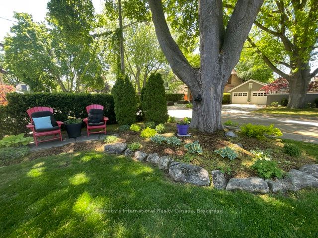 32 Anderson Street, Oakville, ON L6K 1A5 photo 5