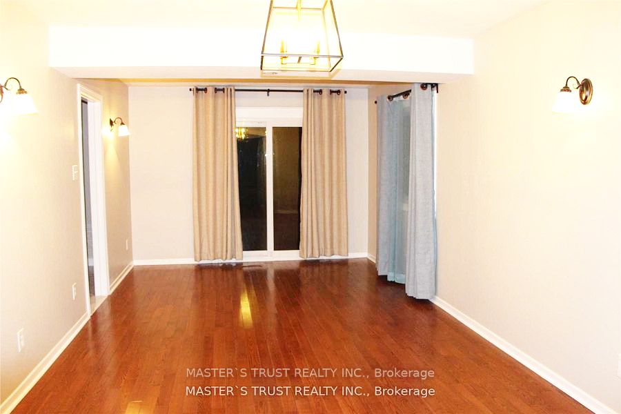 2253 Constance Drive, Oakville, ON L6J 5L8 photo 4