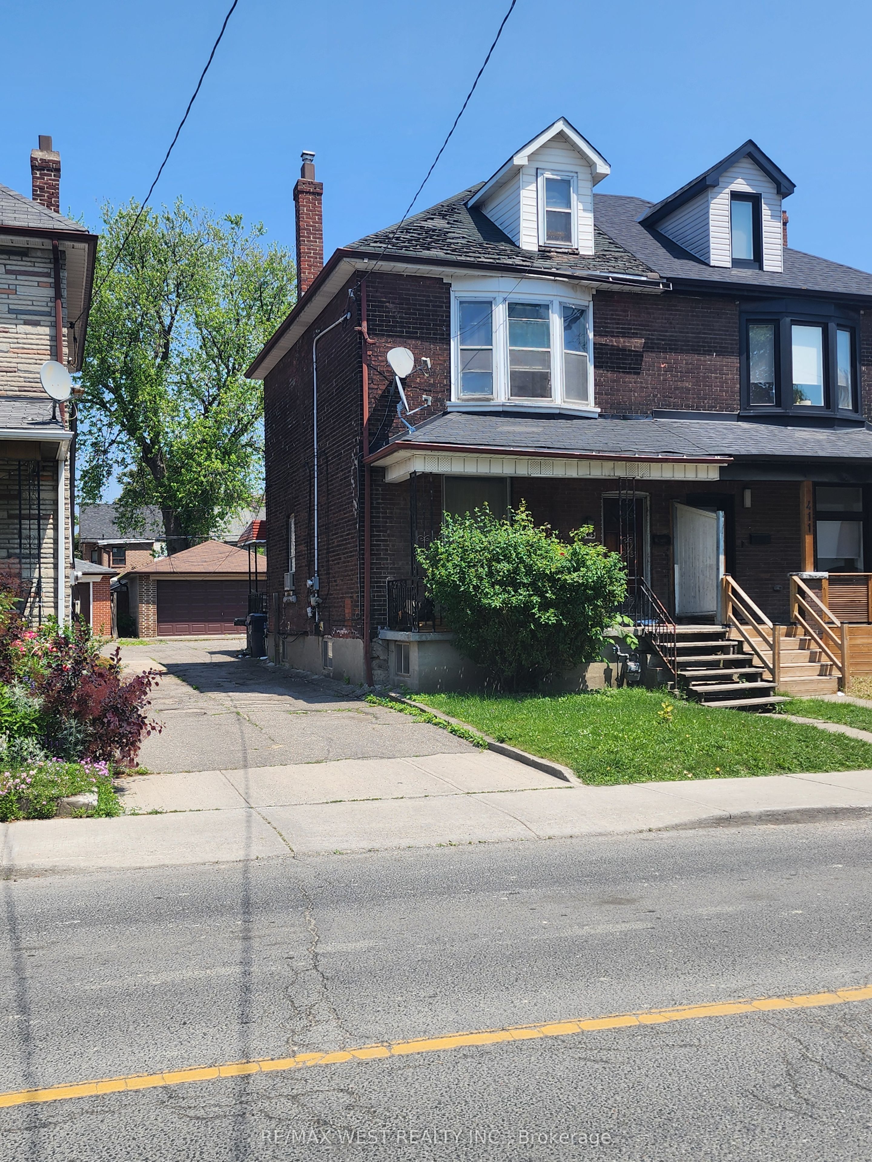 415 Symington Avenue, Toronto, ON M6N 2W4