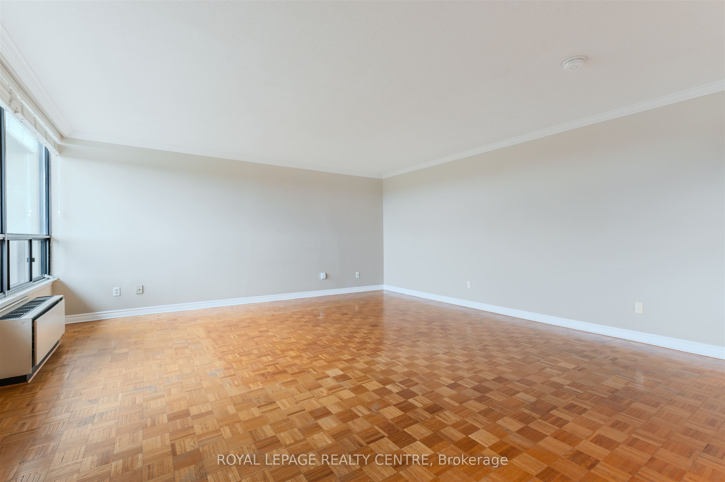 296 Mill Road B4, Toronto, ON M9C 4X8 photo 3