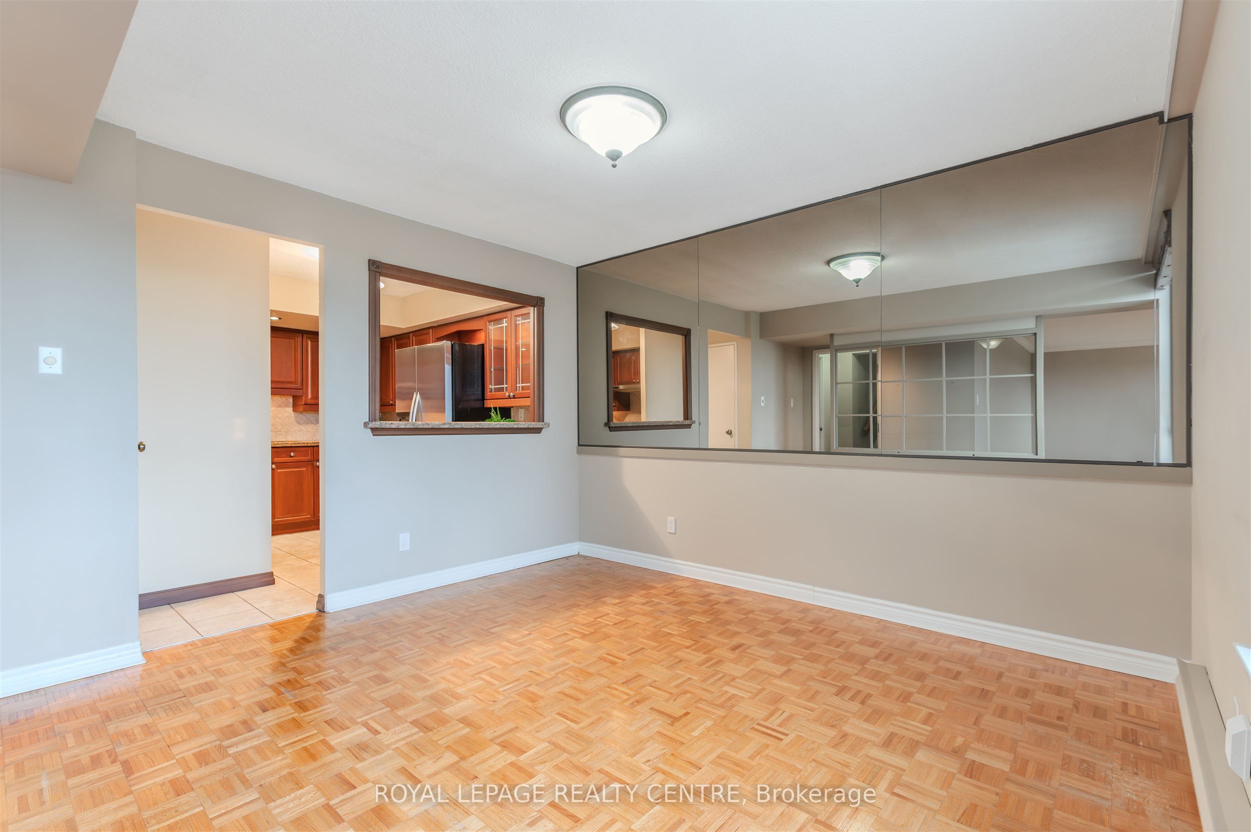 296 Mill Road B4, Toronto, ON M9C 4X8 photo 5