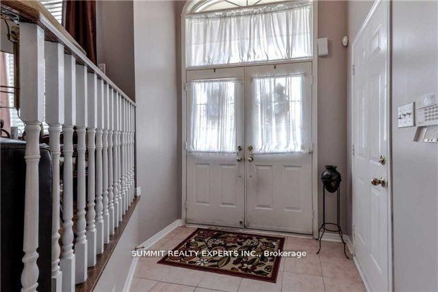 23 Bissell Drive N, Brampton, ON L7A 3K1 photo 3