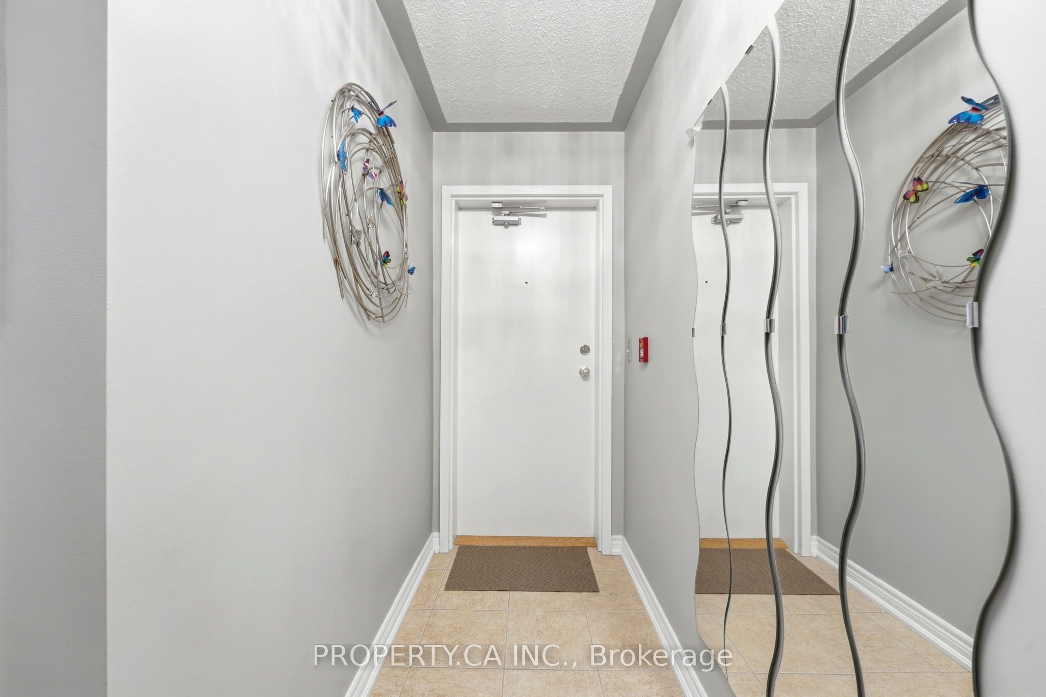 157 Isaac Devins Boulevard 6, Toronto, ON M9M 0C5 photo 3