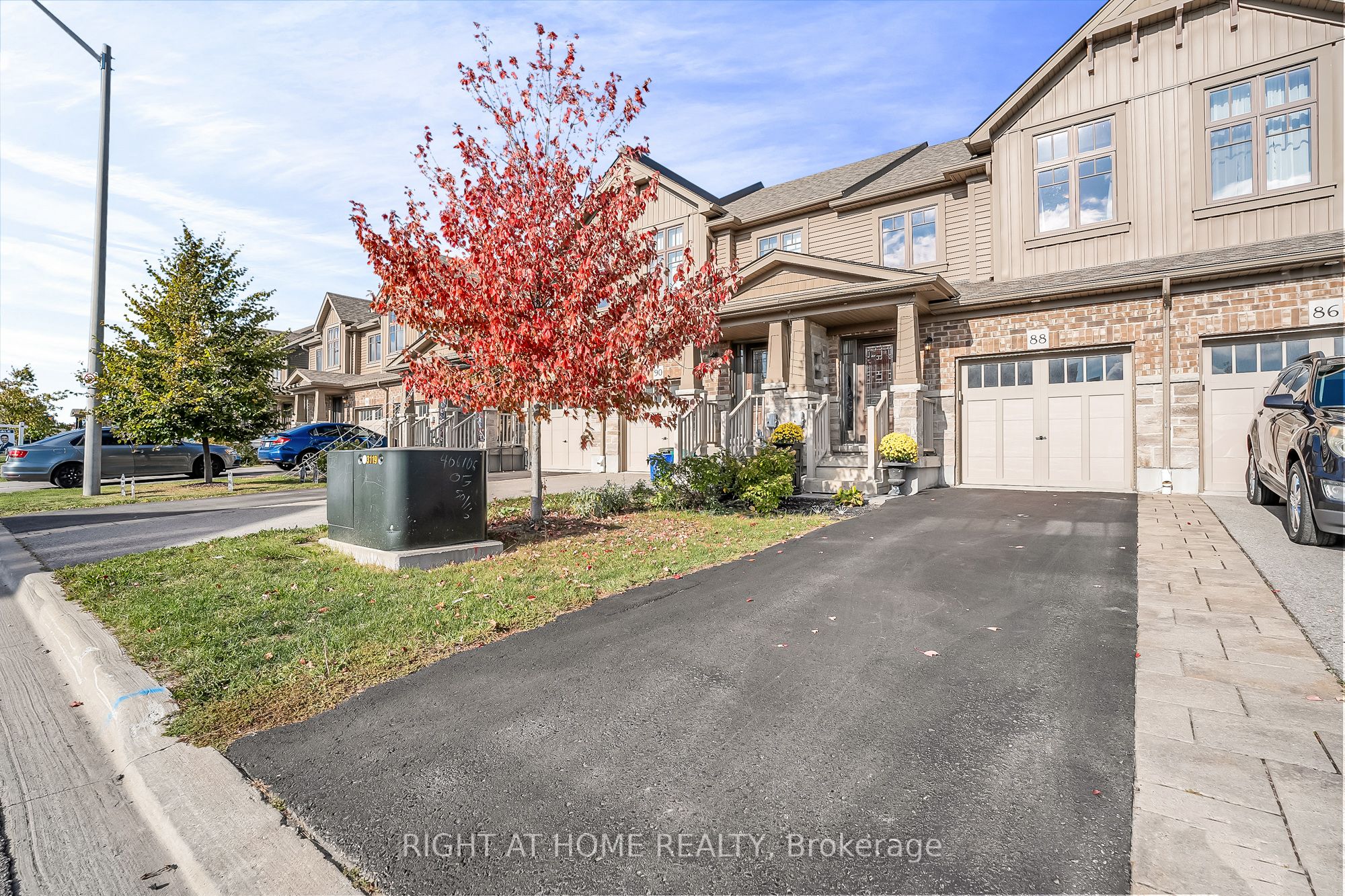 88 Winterton Court N, Orangeville, ON L9W 6Z7 photo 2