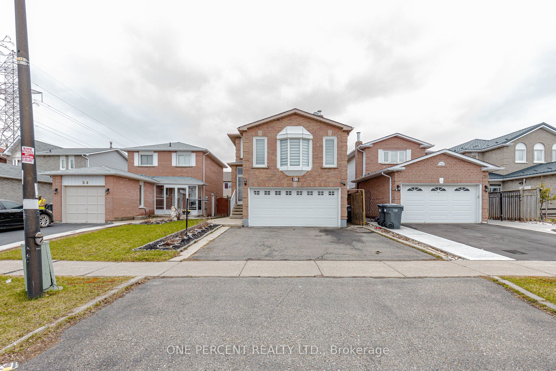 52 Timberlane Drive Basement Apartment, Brampton, ON L6Y 4B6 photo 2