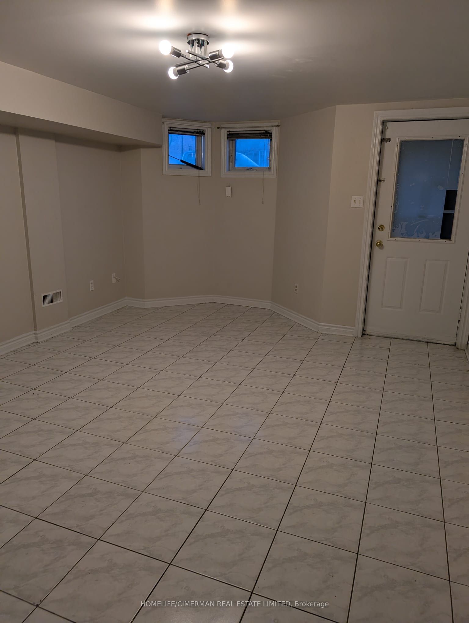 1585 S Weston Road S, Toronto, ON M9N 1T4 photo 5