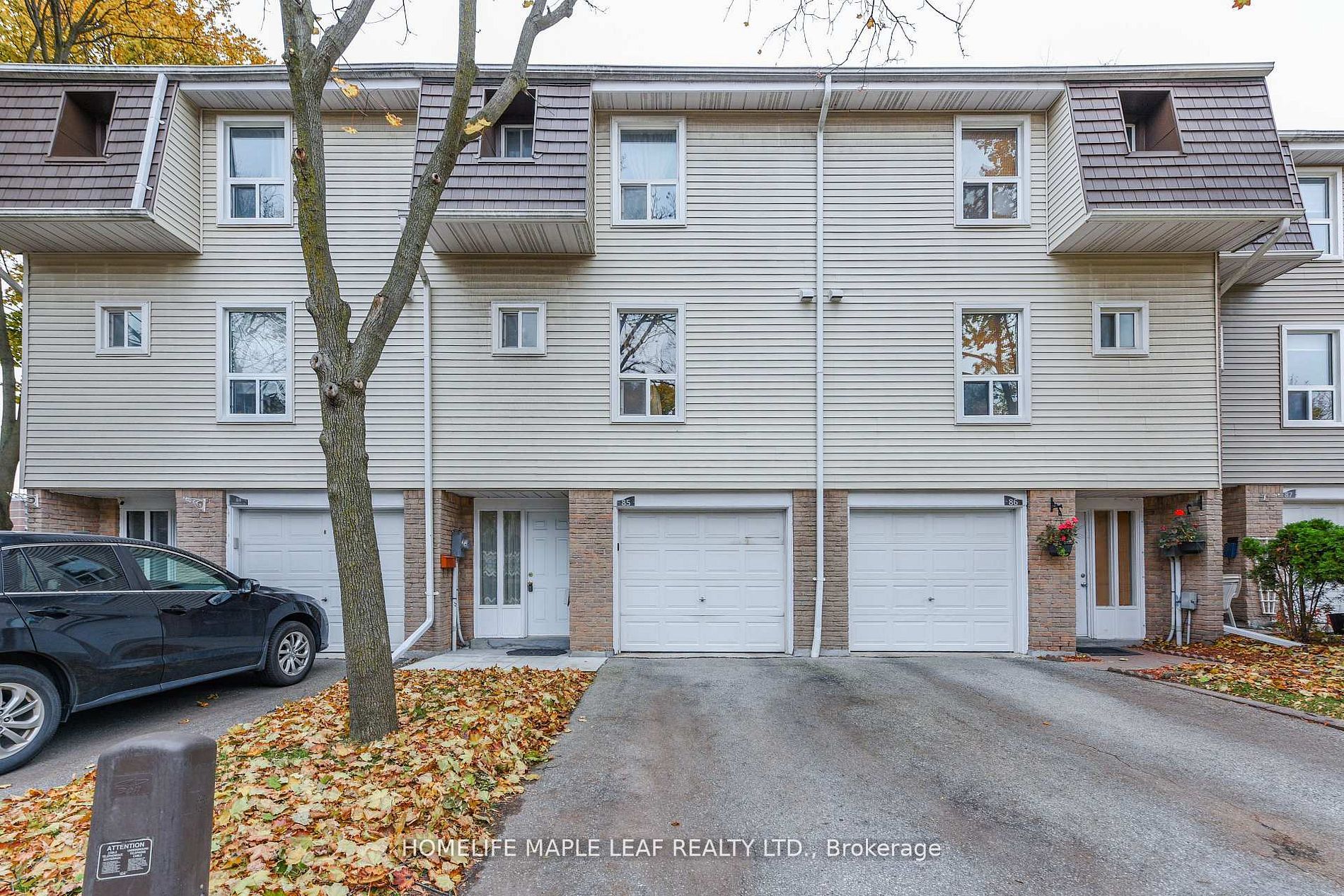 85 Enmount Drive, Brampton, ON L6T 4C9 photo 2