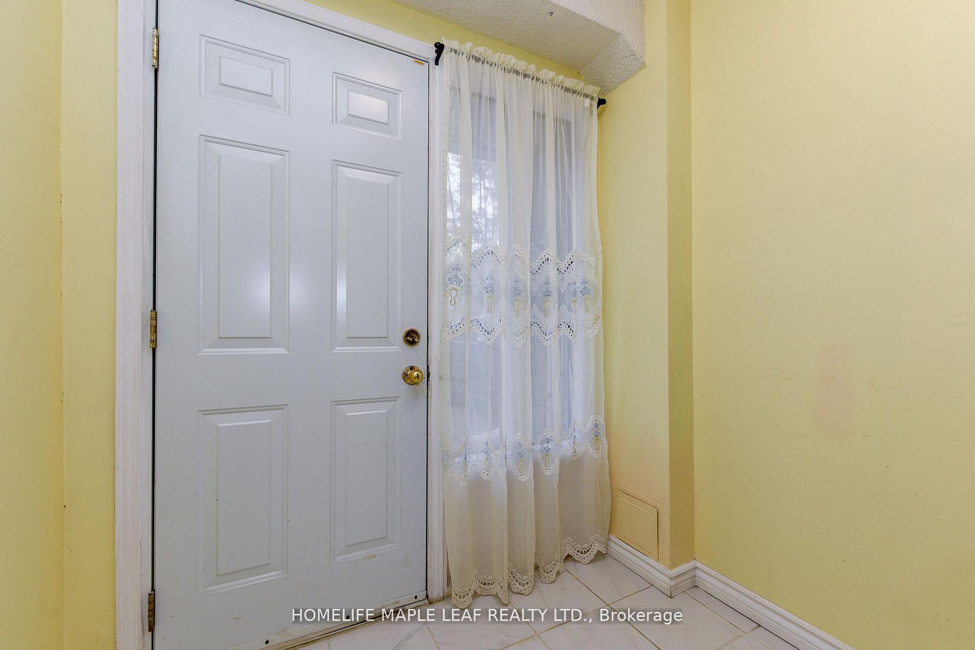 85 Enmount Drive, Brampton, ON L6T 4C9 photo 3
