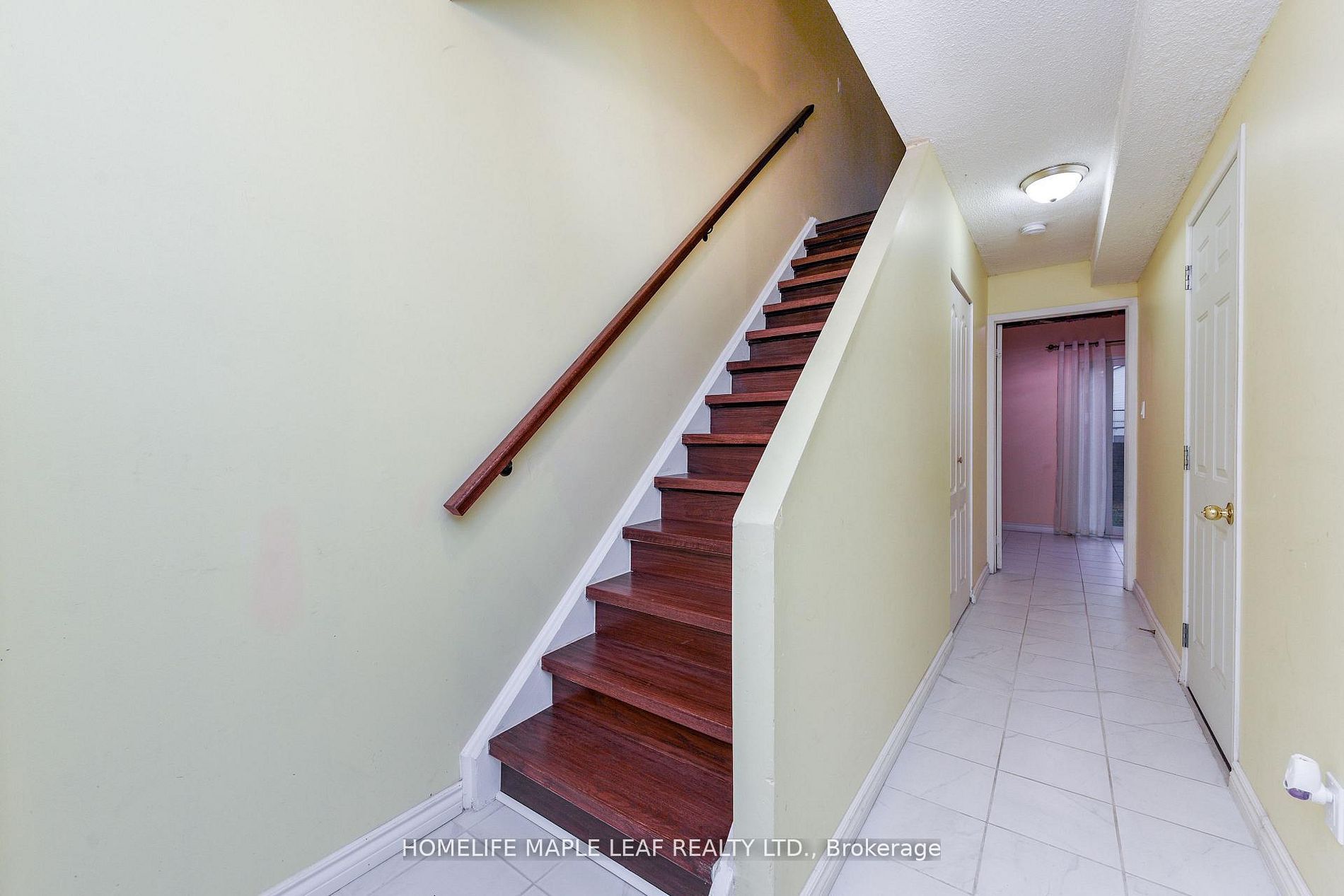 85 Enmount Drive, Brampton, ON L6T 4C9 photo 4