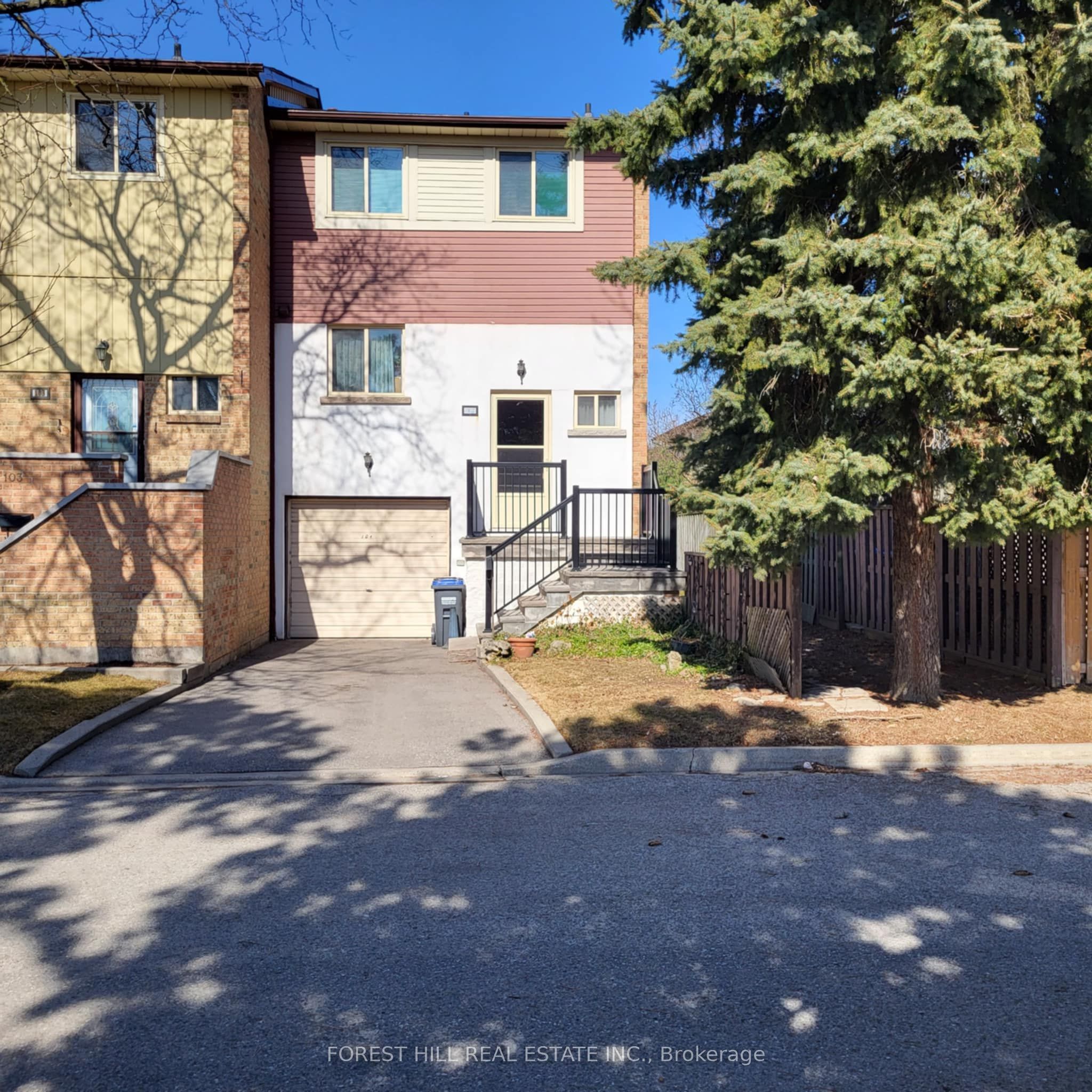 104 Baronwood Court 104, Brampton, ON L6V 3H7 photo 2