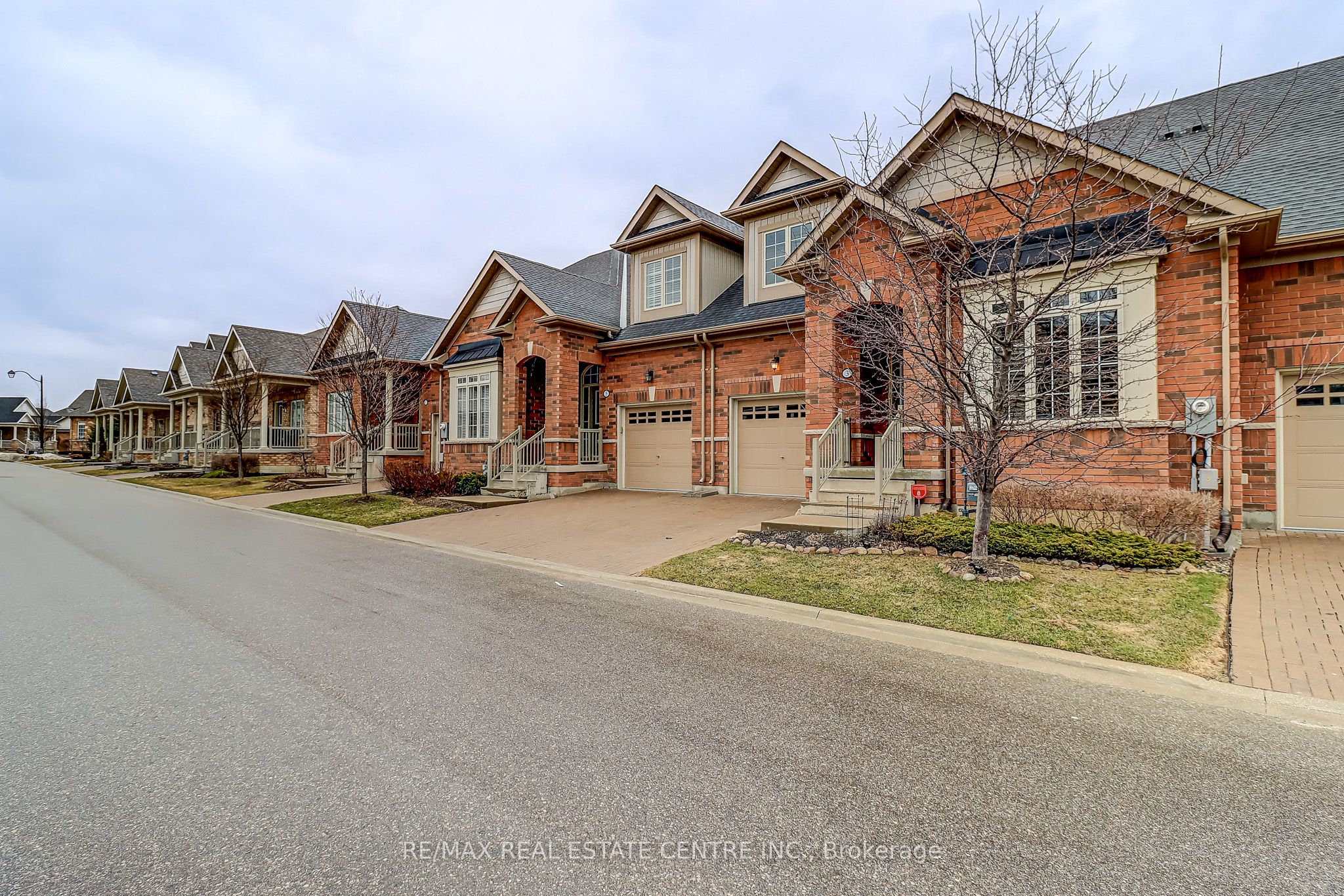 3 Alamode Road, Brampton, ON L6R 3Z8 photo 2