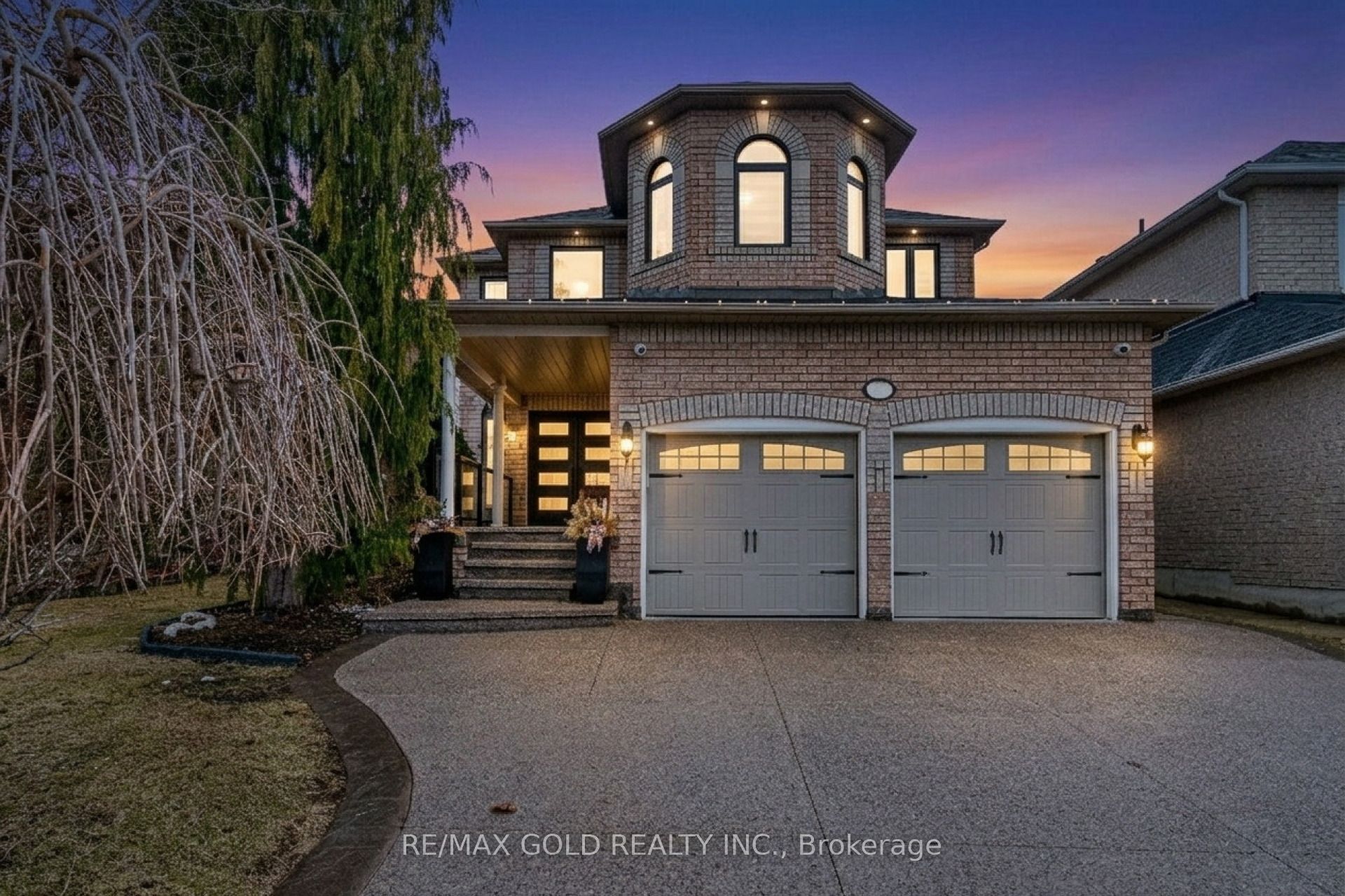 36 Ash Court, Brampton, ON L7A 1L5 photo 2