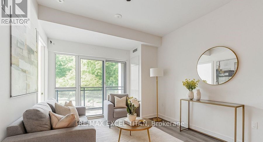 25 Neighbourhood Lane 205, Toronto, ON M8Y 0C4 photo 4