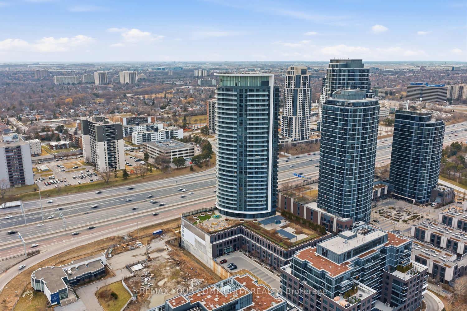 30 Gibbs Road 3107, Toronto, ON M9B 6L6