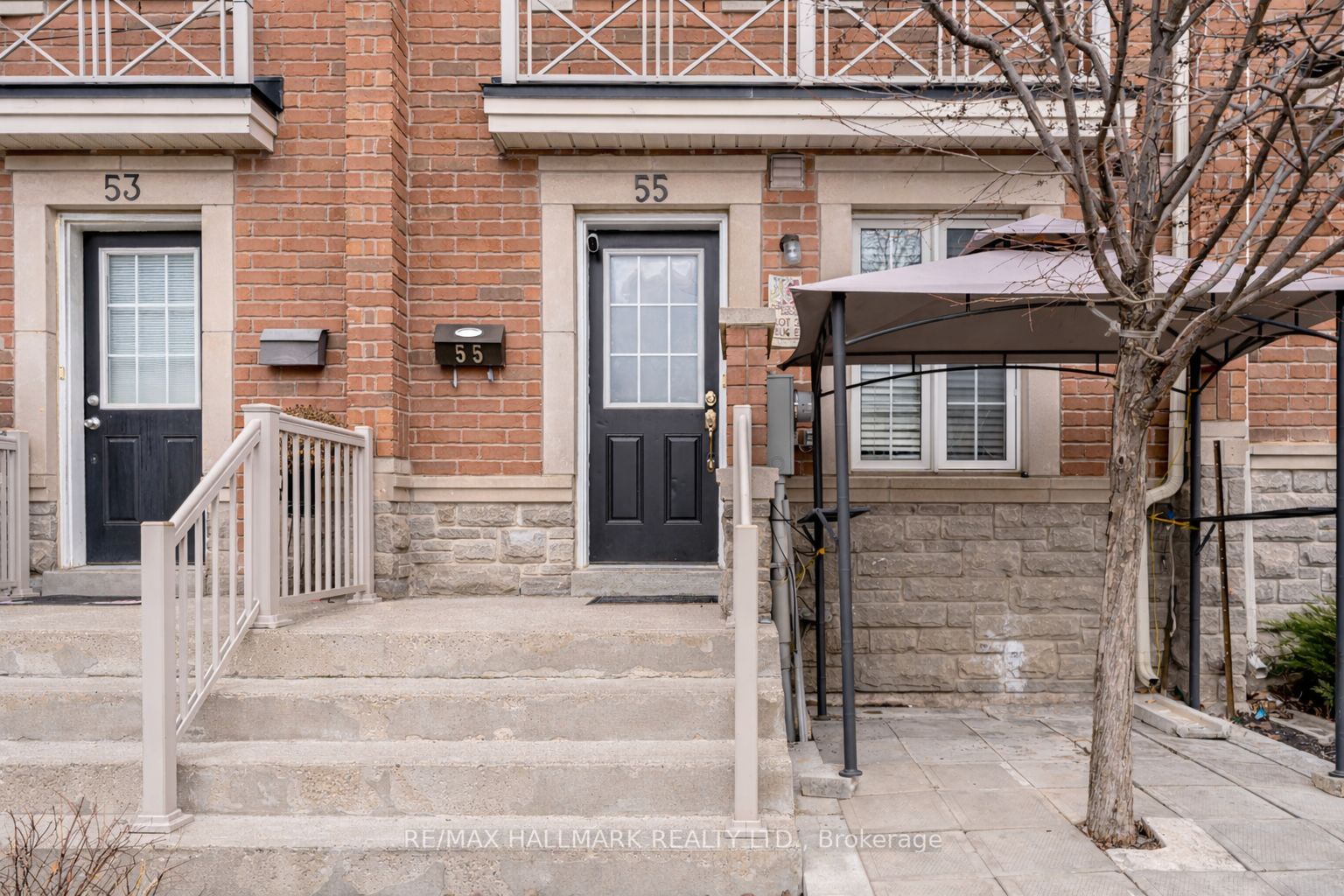 55 Ted Wray Circle, Toronto, ON M3L 0G8 photo 2