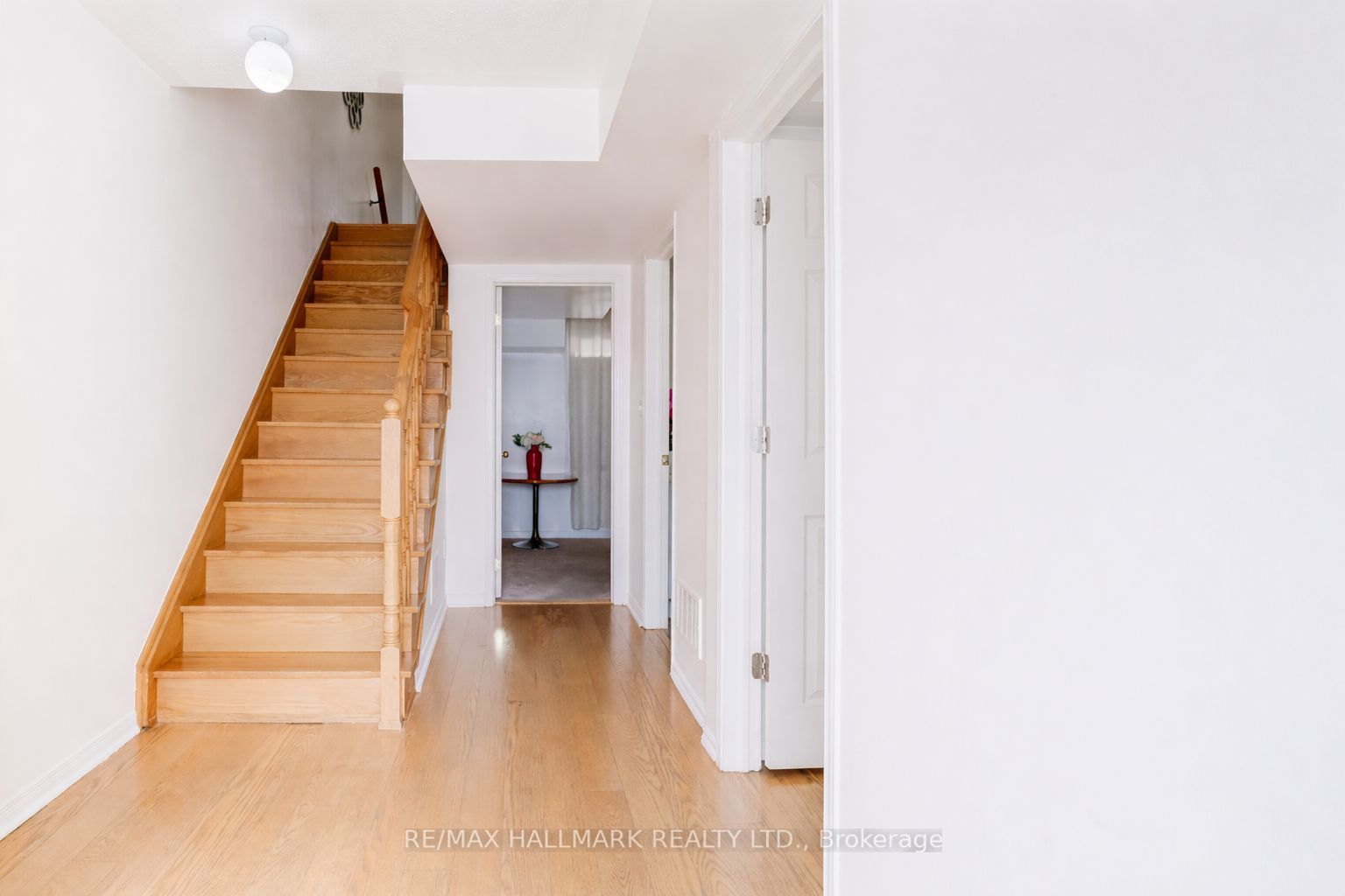 55 Ted Wray Circle, Toronto, ON M3L 0G8 photo 3