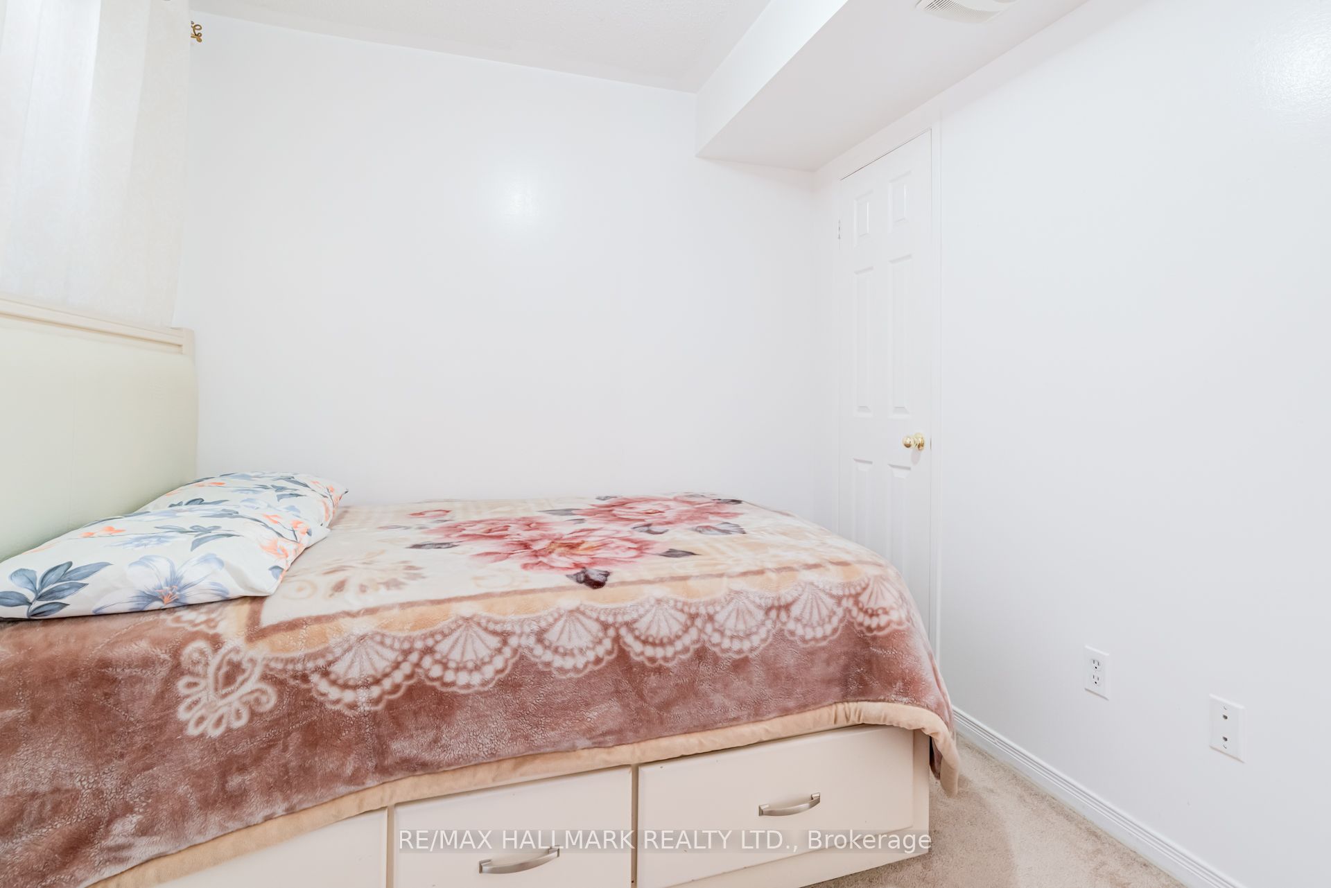 55 Ted Wray Circle, Toronto, ON M3L 0G8 photo 5