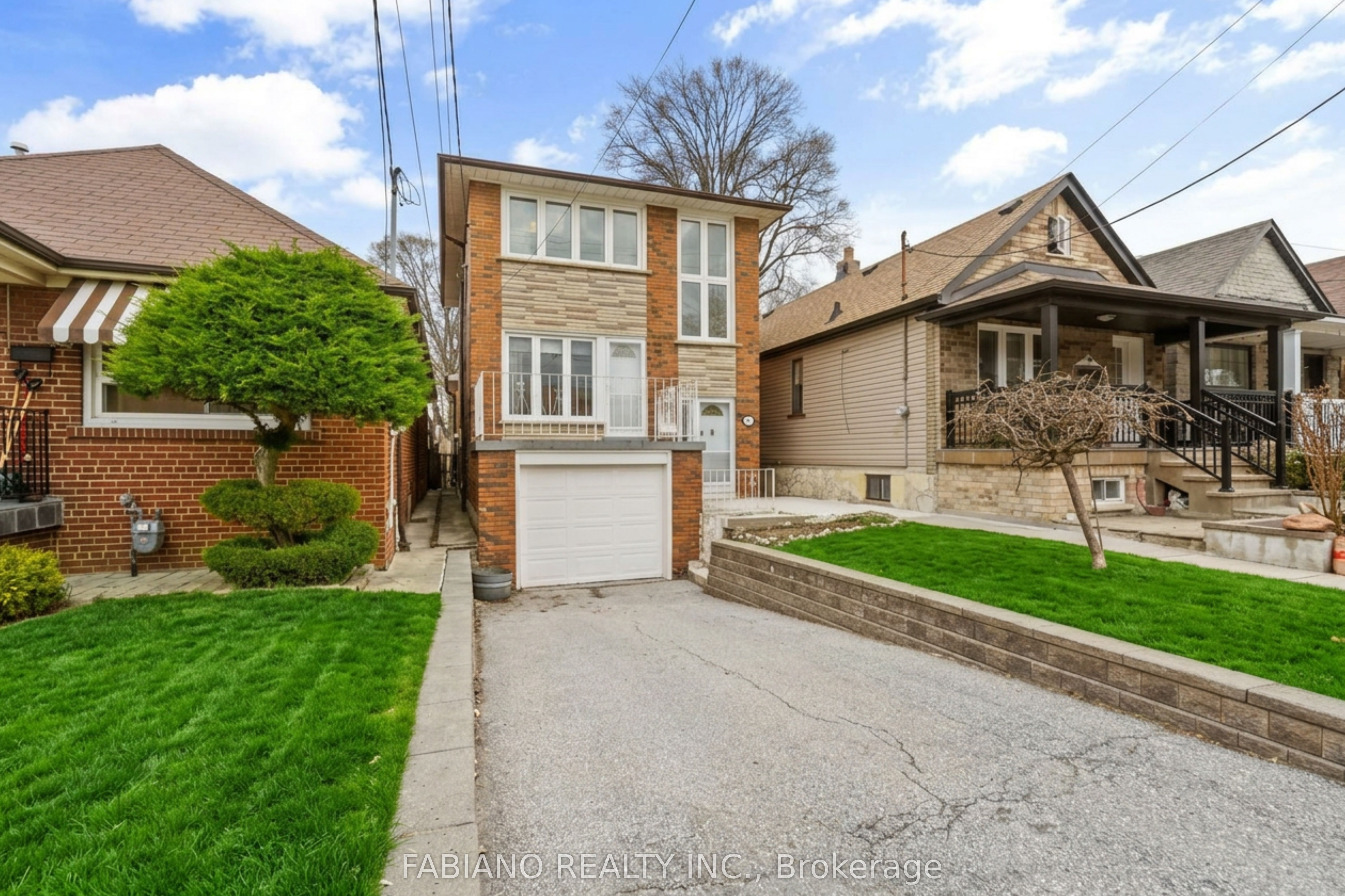 80 Cayuga Avenue, Toronto, ON M6N 2G3 photo 2