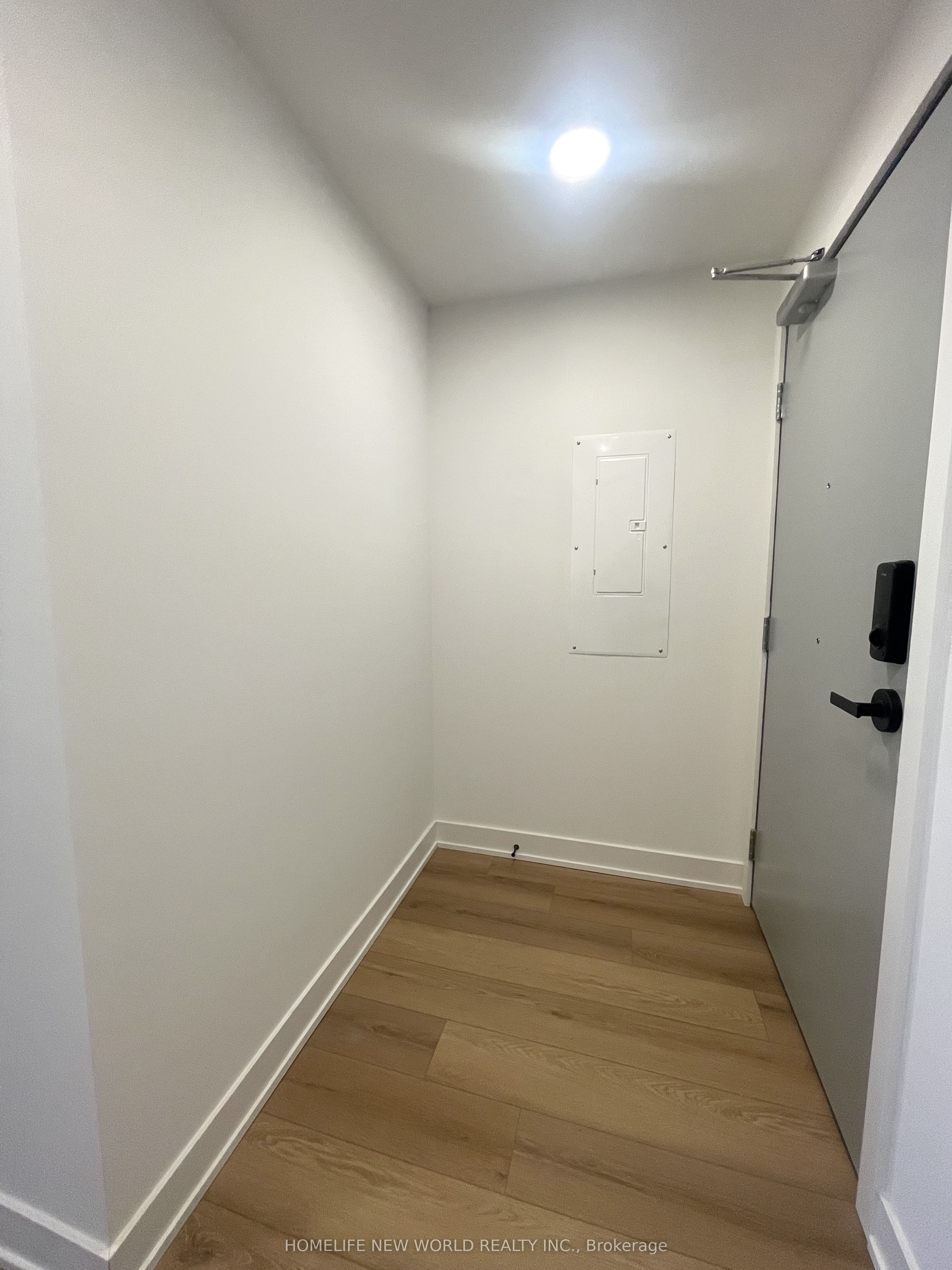 758 Dovercourt Road 506, Toronto, ON M6H 0G7 photo 3