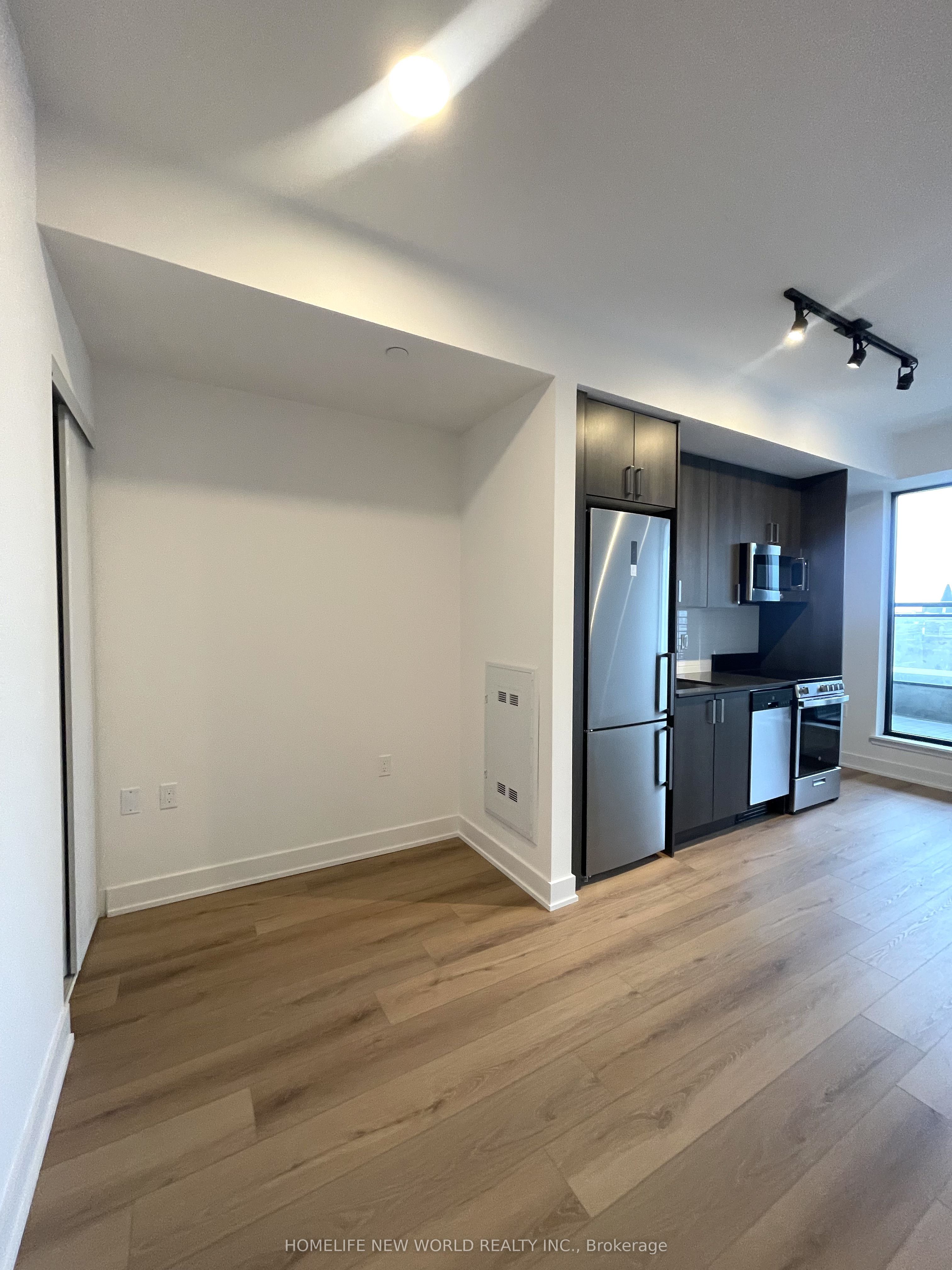758 Dovercourt Road 506, Toronto, ON M6H 0G7 photo 5