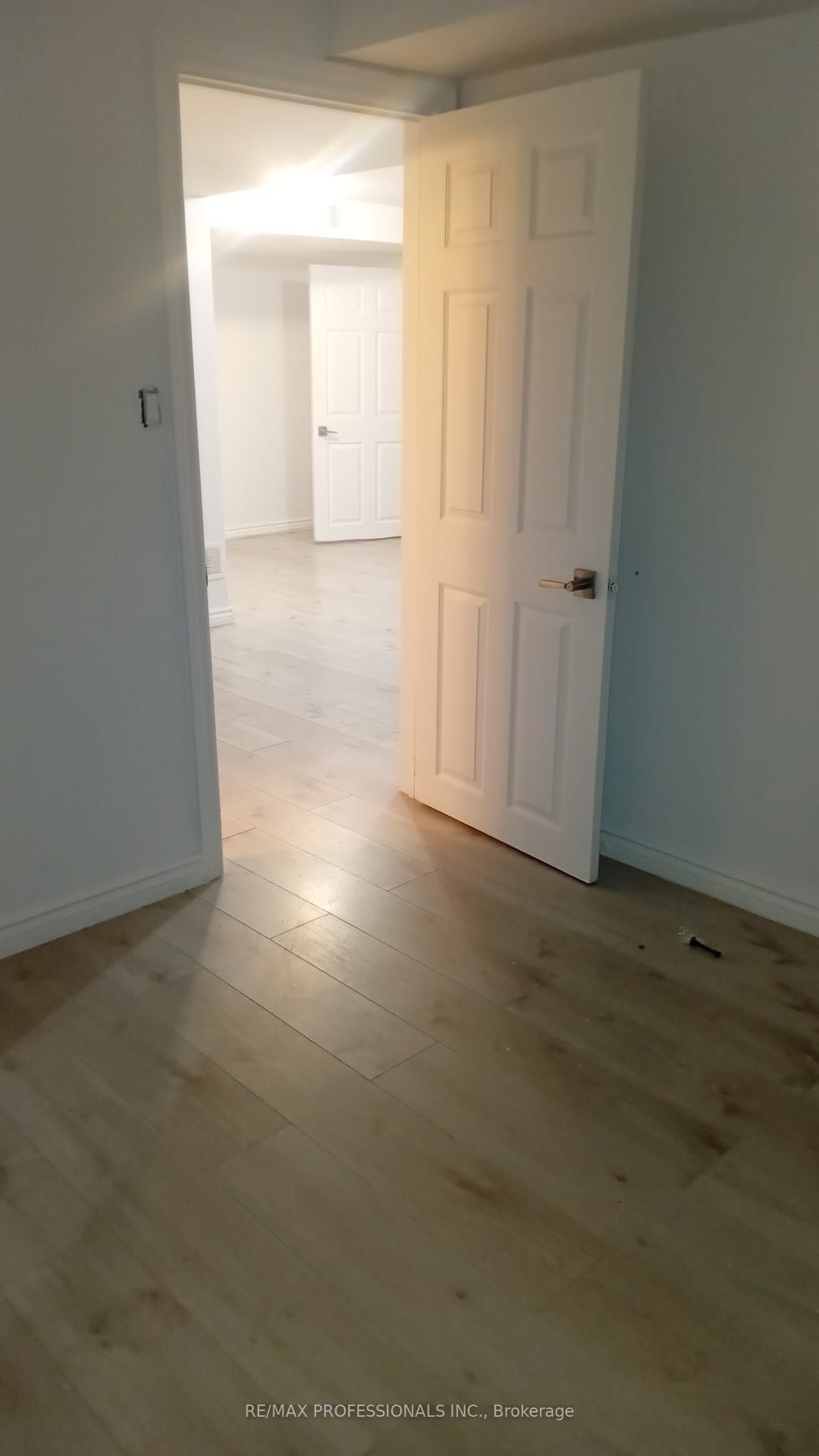 7 Blaketon Court BSMT, Brampton, ON L6P 1G4 photo 3