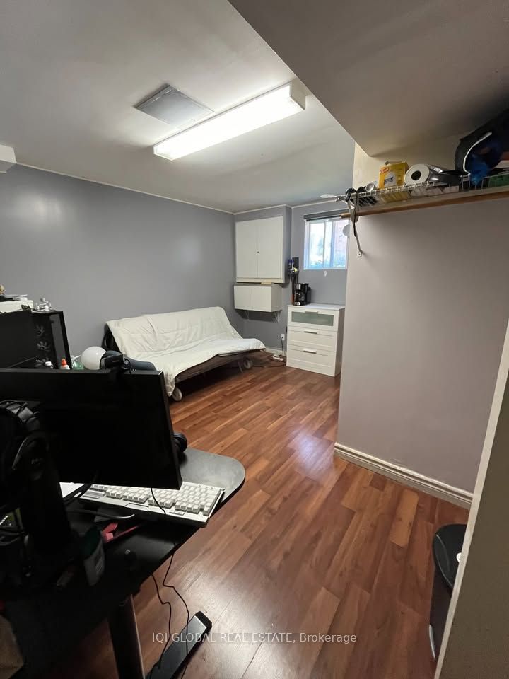 2608 Islington Avenue Basement Unit 2, Toronto, ON M9V 2X3
