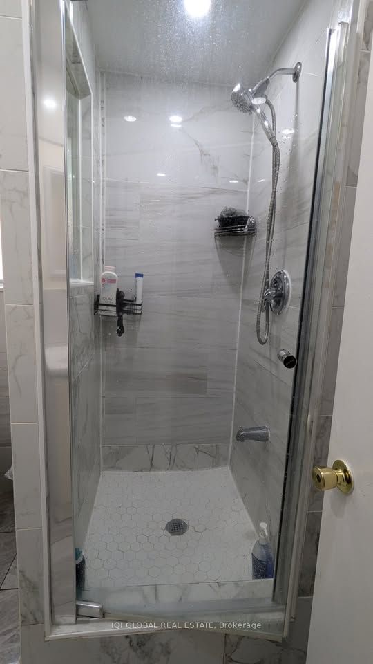 2608 Islington Avenue Basement Unit 2, Toronto, ON M9V 2X3 photo 5