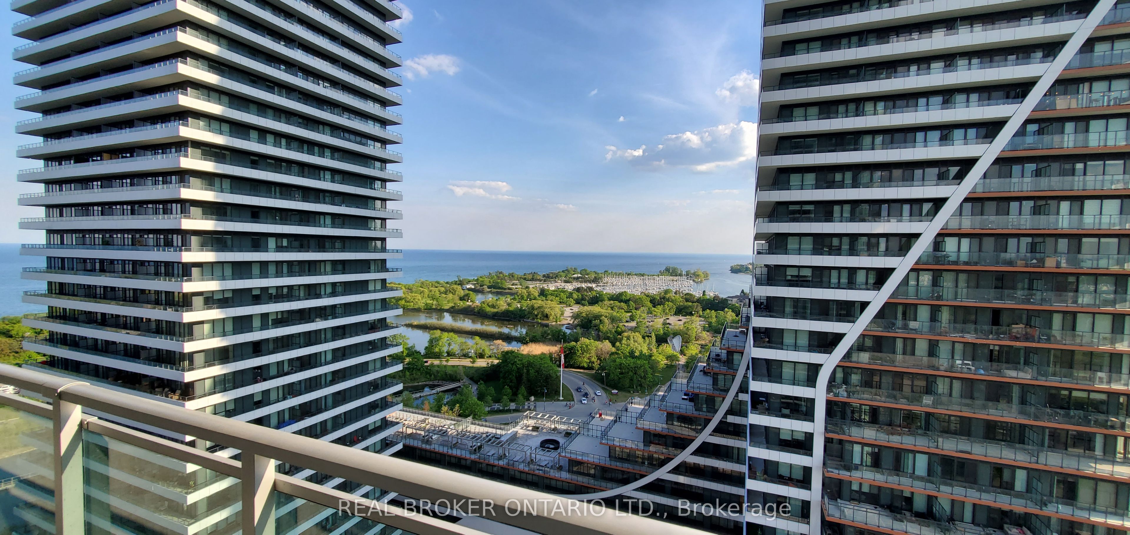 33 Shore Breeze Drive 1801, Toronto, ON M8V 0G1