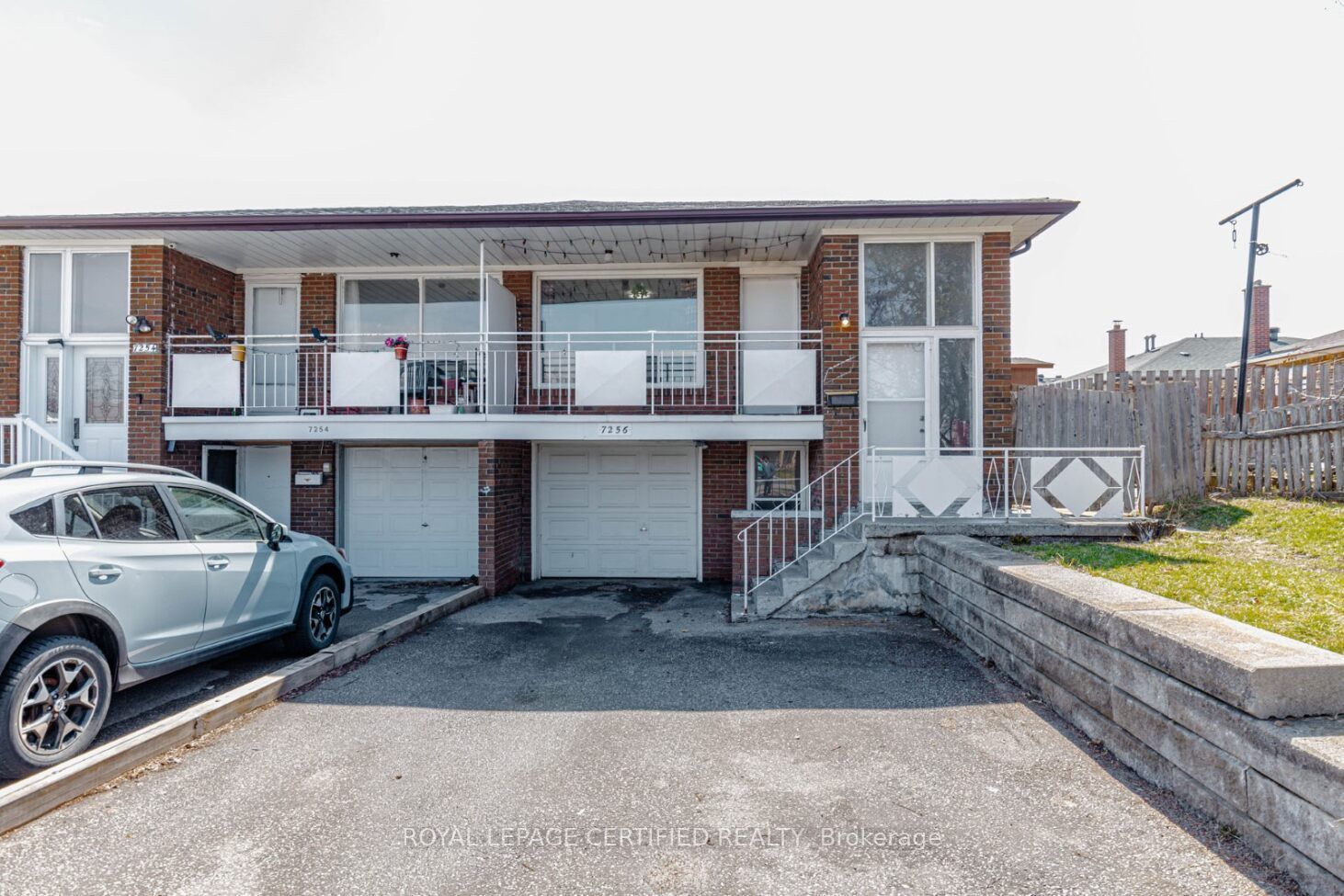 7256 Lancaster Avenue S, Mississauga, ON L4T 2L6 photo 3