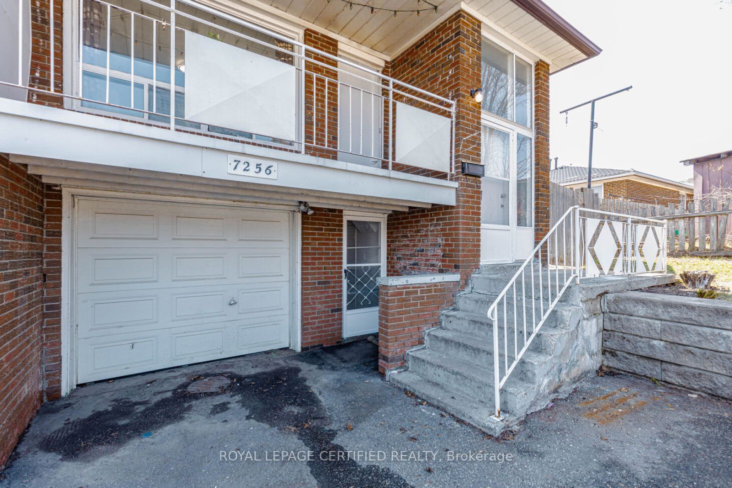 7256 Lancaster Avenue S, Mississauga, ON L4T 2L6 photo 4