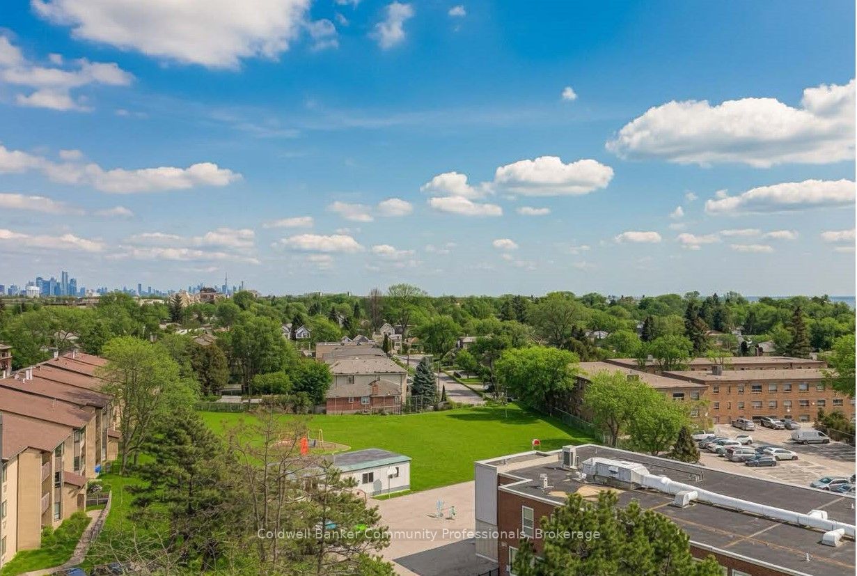 3845 Lake Shore Boulevard W 804, Toronto, ON M8W 4Y3 photo 4