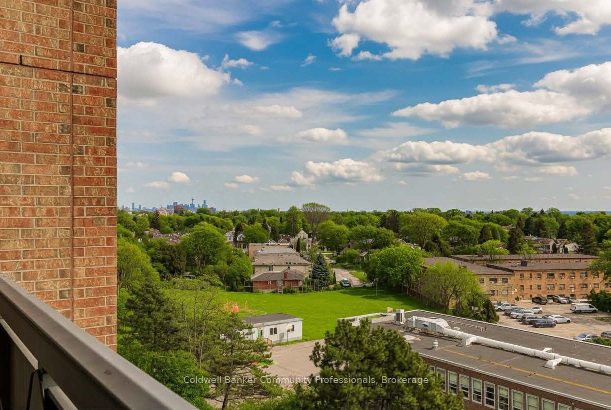 3845 Lake Shore Boulevard W 804, Toronto, ON M8W 4Y3 photo 5