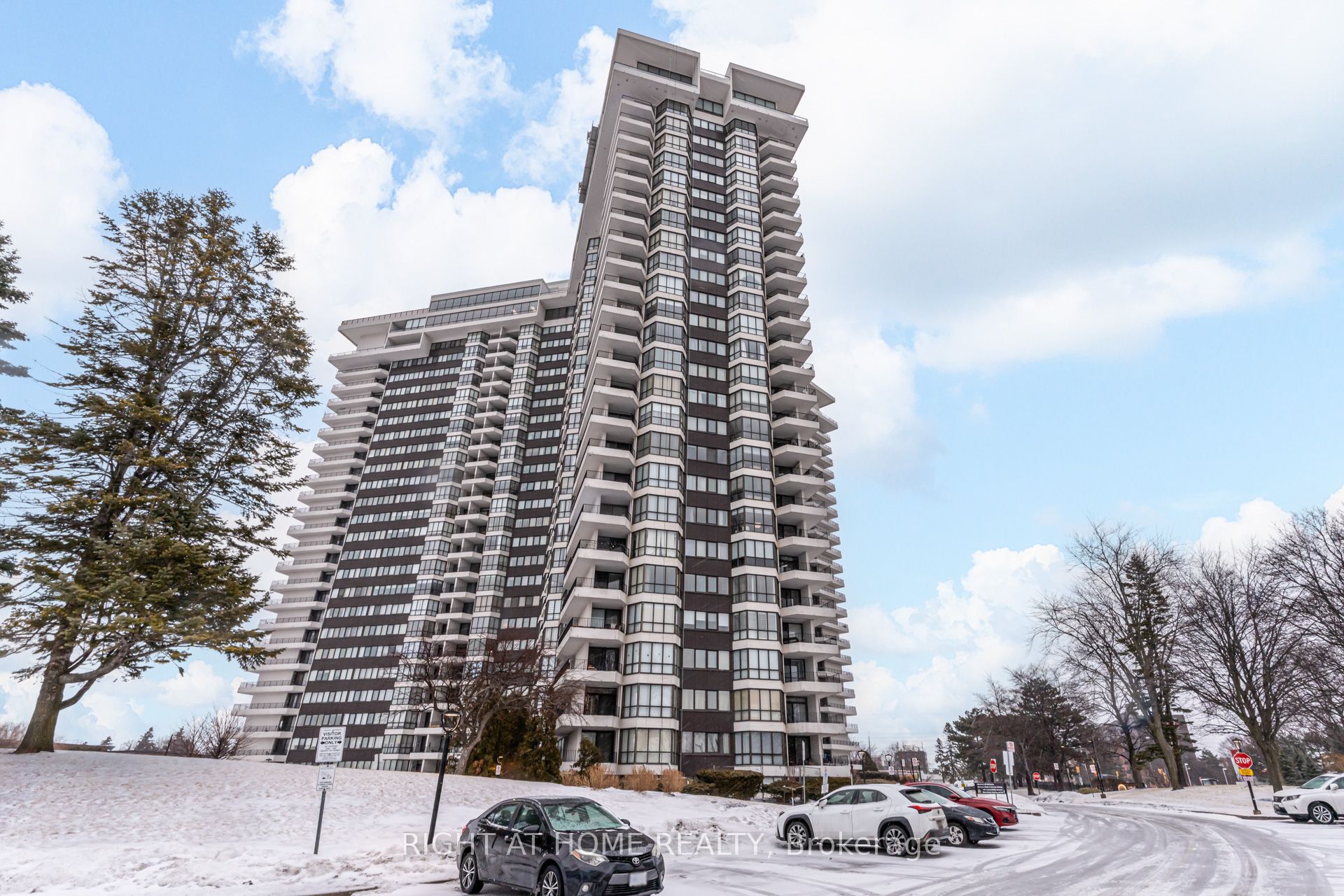 1333 Bloor Street 606, Mississauga, ON L4Y 3T6 photo 5