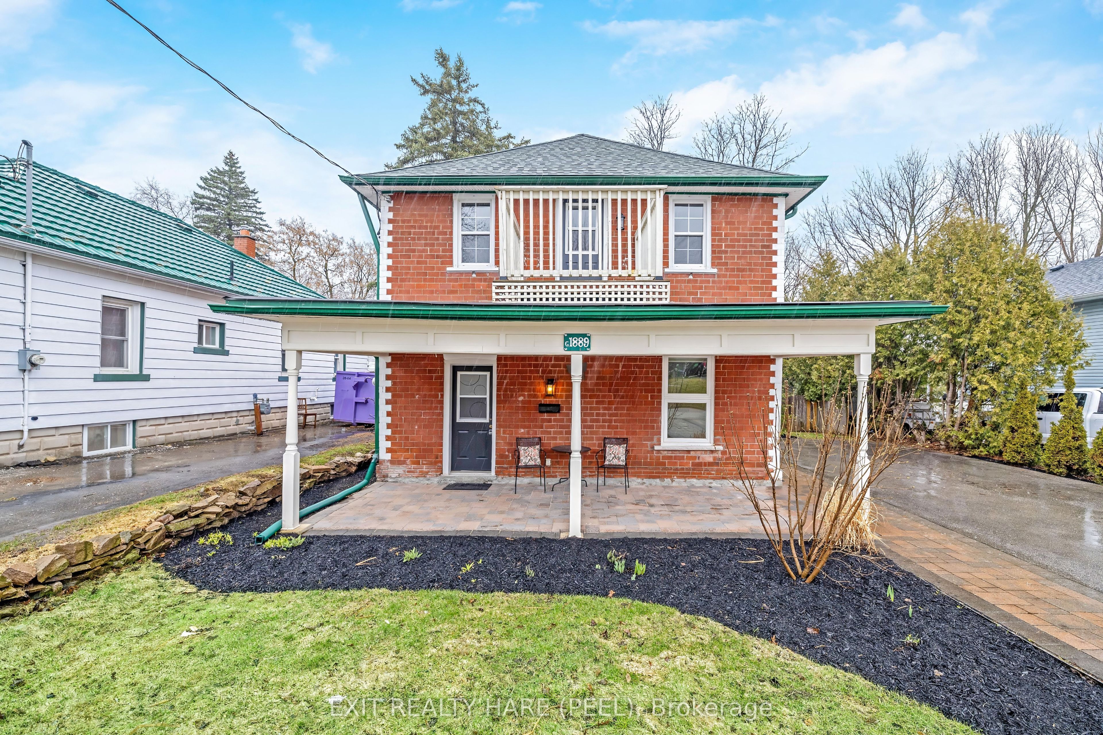 31 Brock Street, Halton Hills, ON L7J 1N3 photo 2