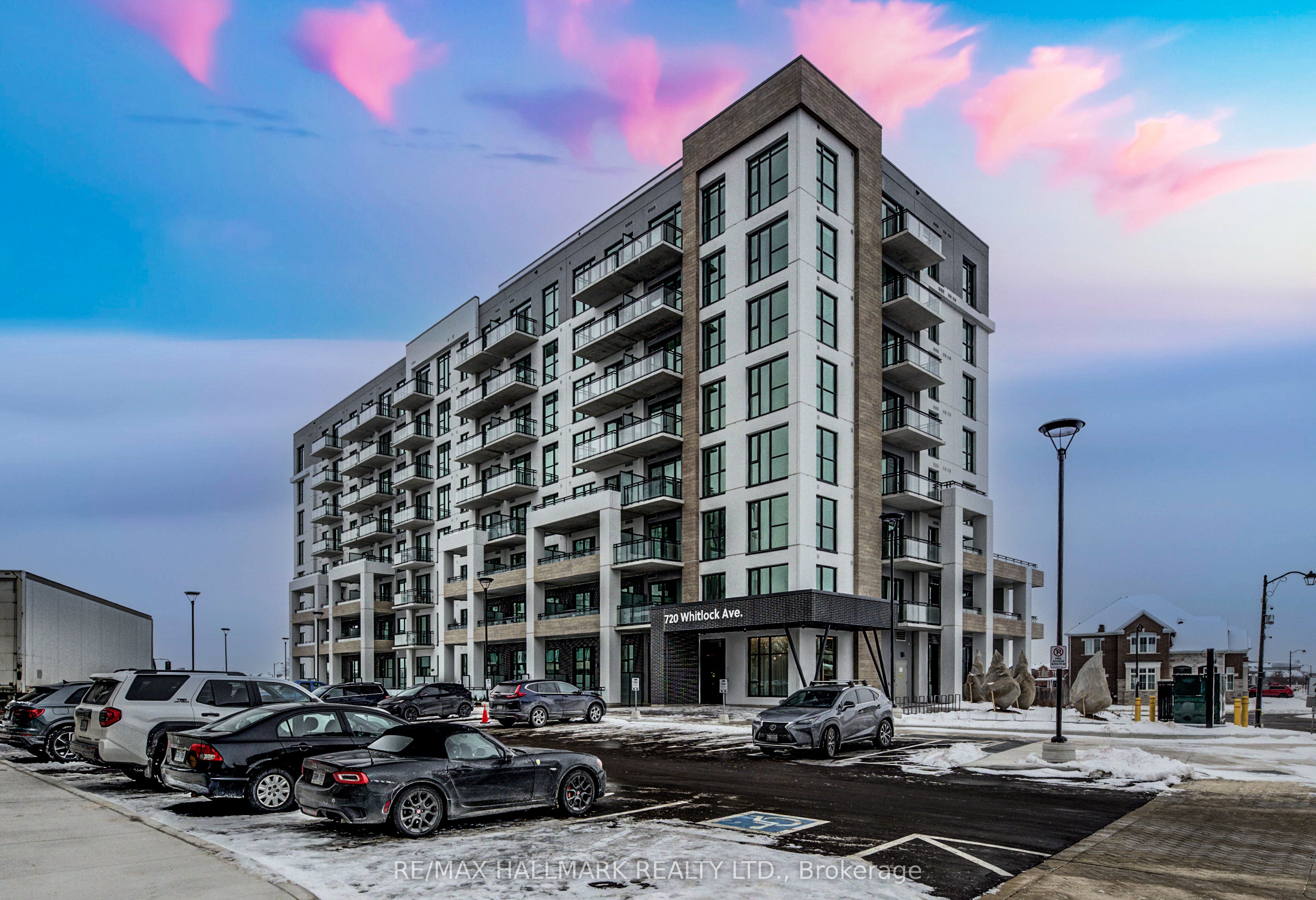 720 Whitlock Avenue 816, Milton, ON L9E 1S2